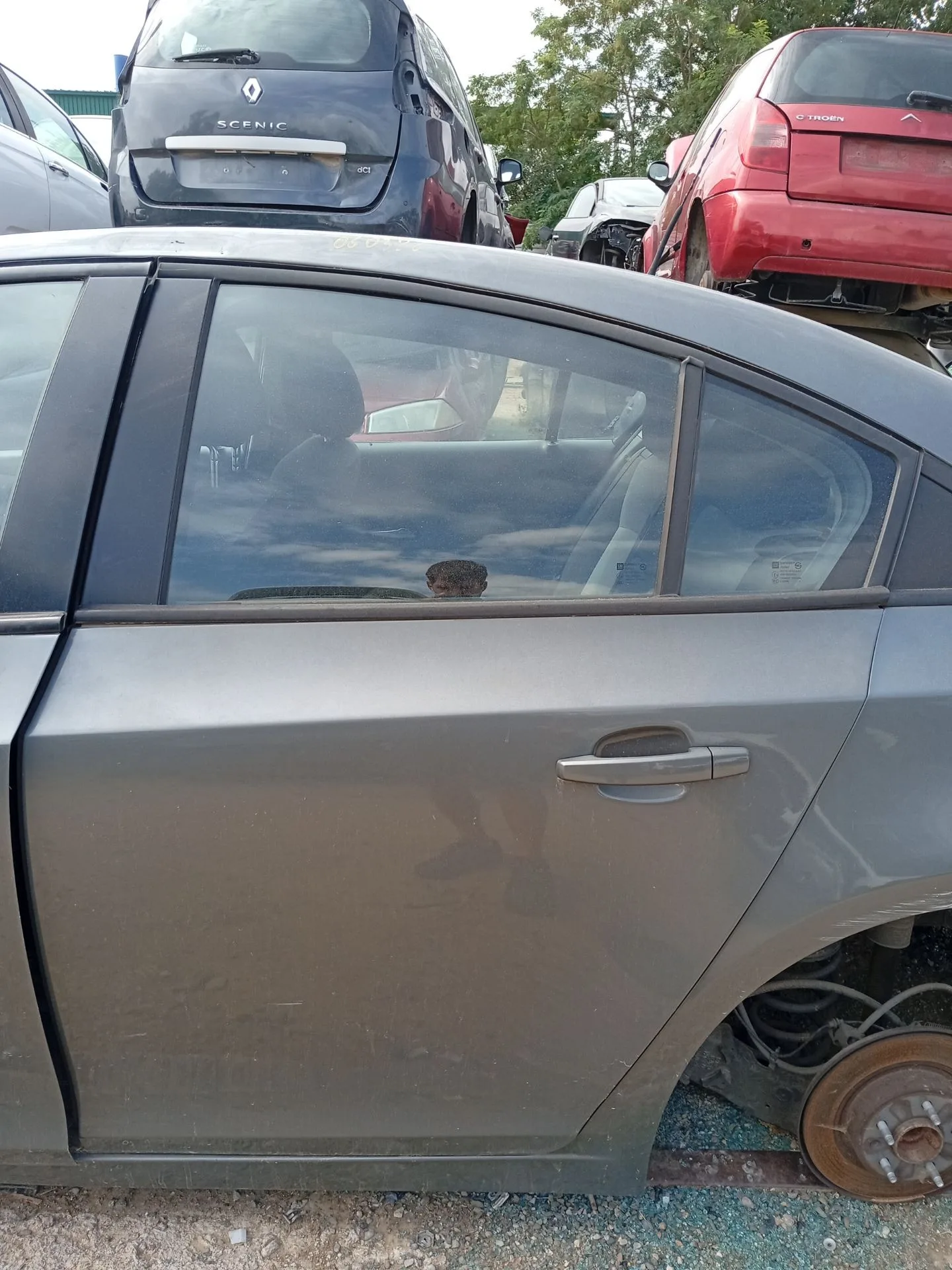 Puerta Trasera Izquierda para Chevrolet Cruze (J300)