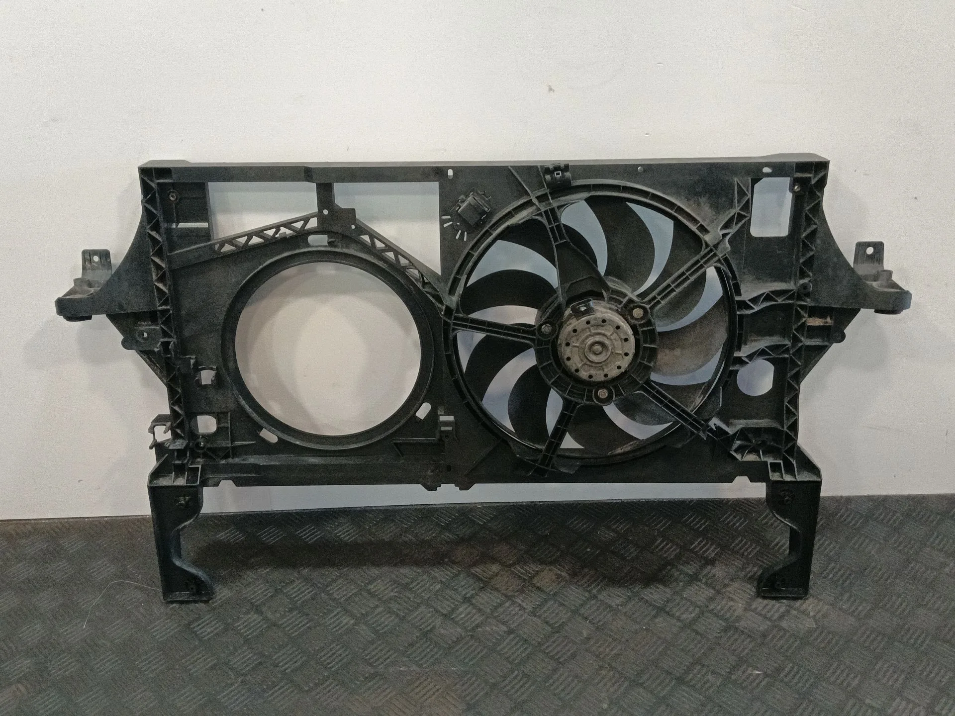 Electroventilador para Volkswagen Passat B6 (3C2)