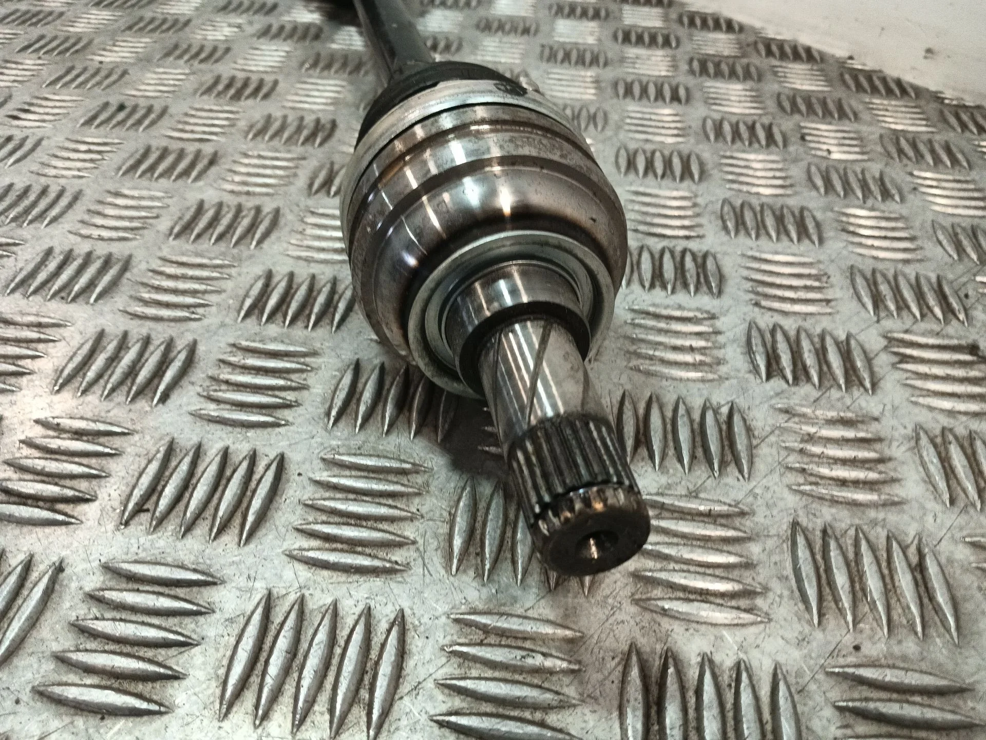 Transmision Delantera Izquierda para Chevrolet Aveo Berlina Hatchback