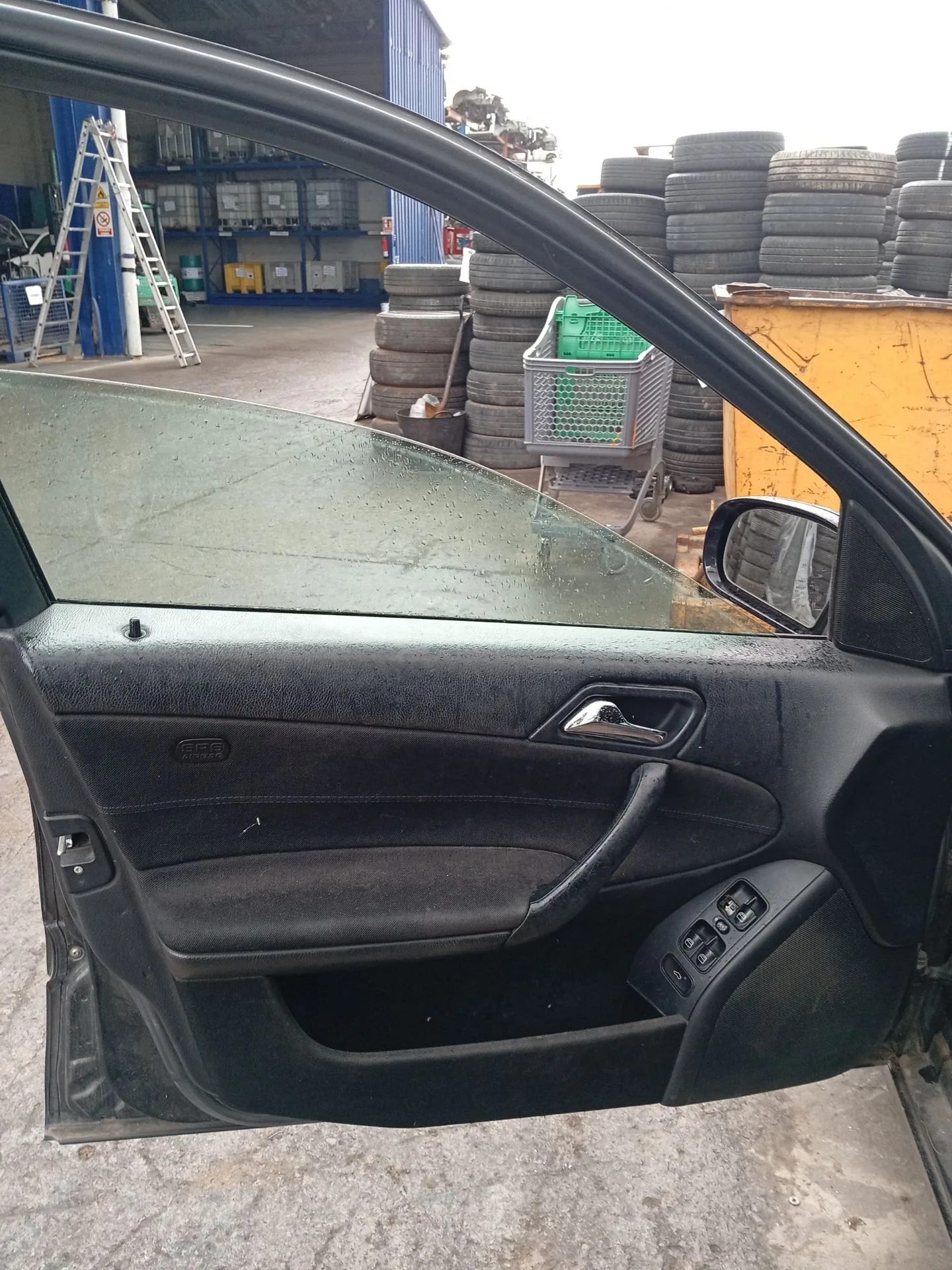 Elevalunas Delantero Izquierdo para Mercedes-Benz Clase C (W203)