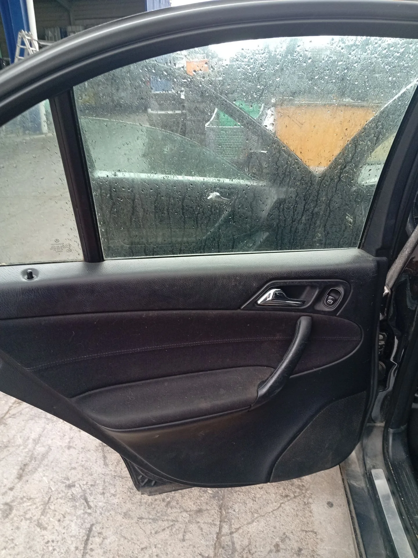 Elevalunas Trasero Izquierdo para Mercedes-Benz Clase C (W203)