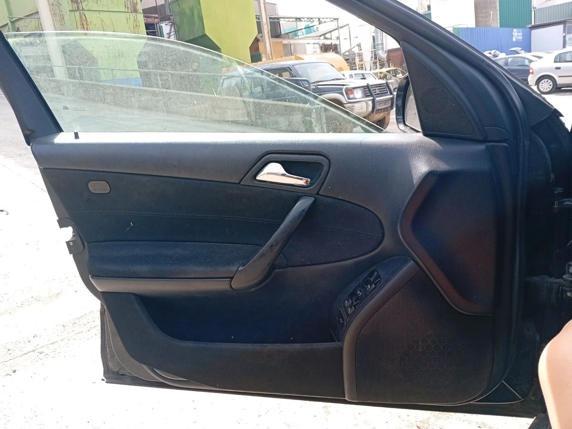 Guarnecido Puerta Delantera Izquierda para Mercedes-Benz Clase C (W203)