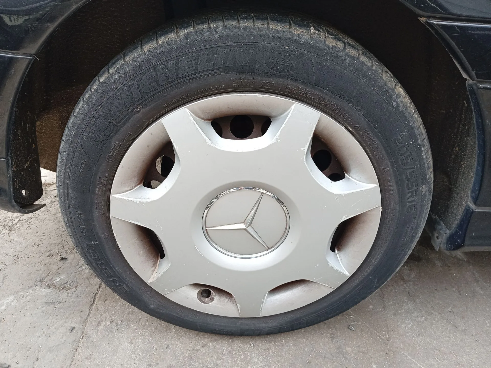 Mangueta Trasera Derecha para Mercedes-Benz Clase C (W203)