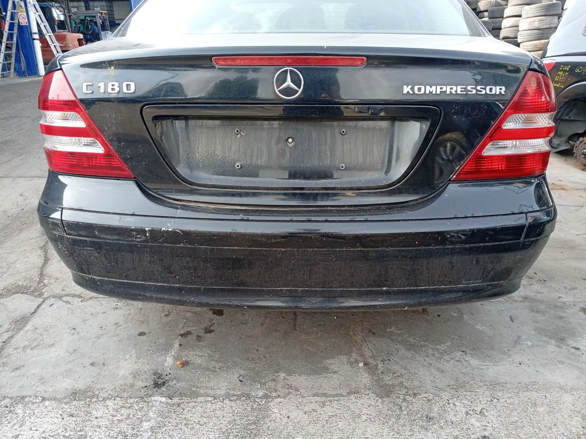 Refuerzo Paragolpes Trasero para Mercedes-Benz Clase C (W203)