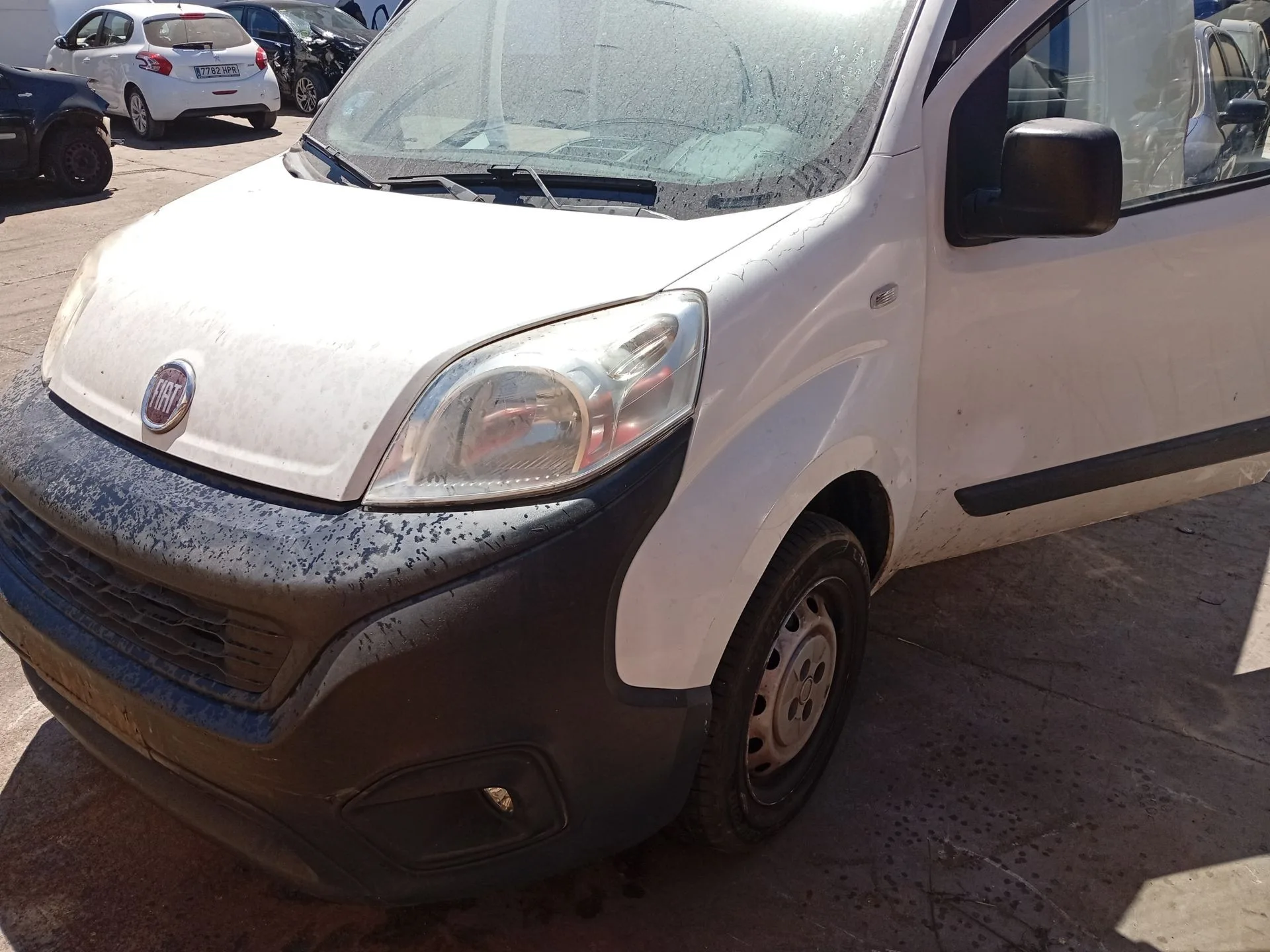 Amortiguador Delantero Izquierdo para Fiat Fiorino Furgoneta/Monovolumen (225_)
