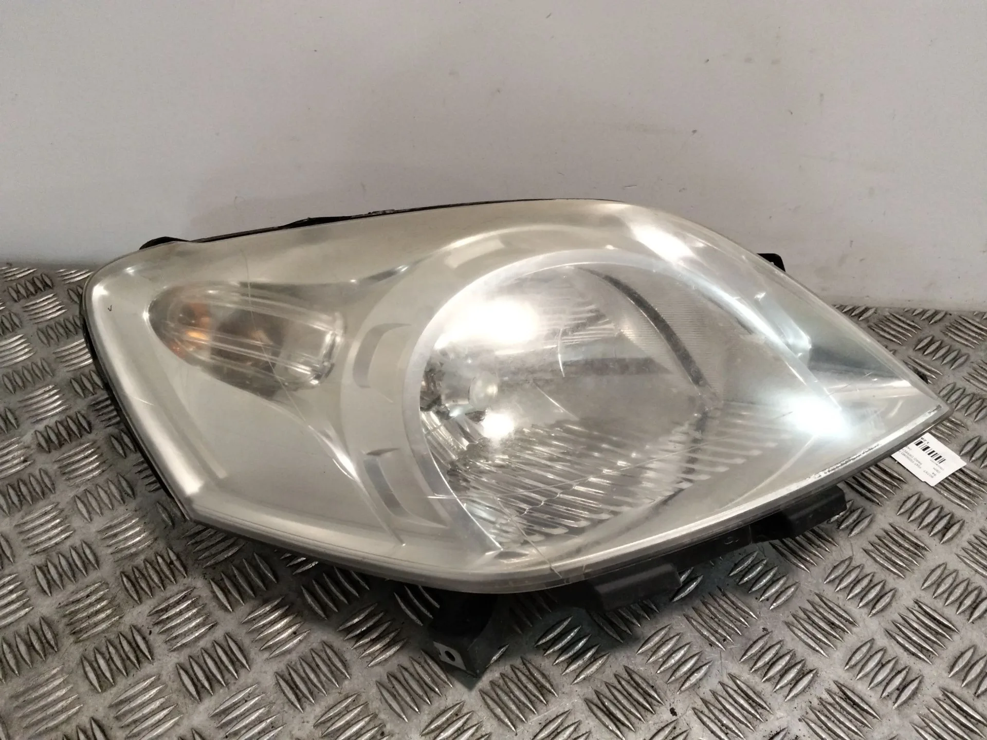 Faro Derecho para Fiat Fiorino Furgoneta/Monovolumen (225_)