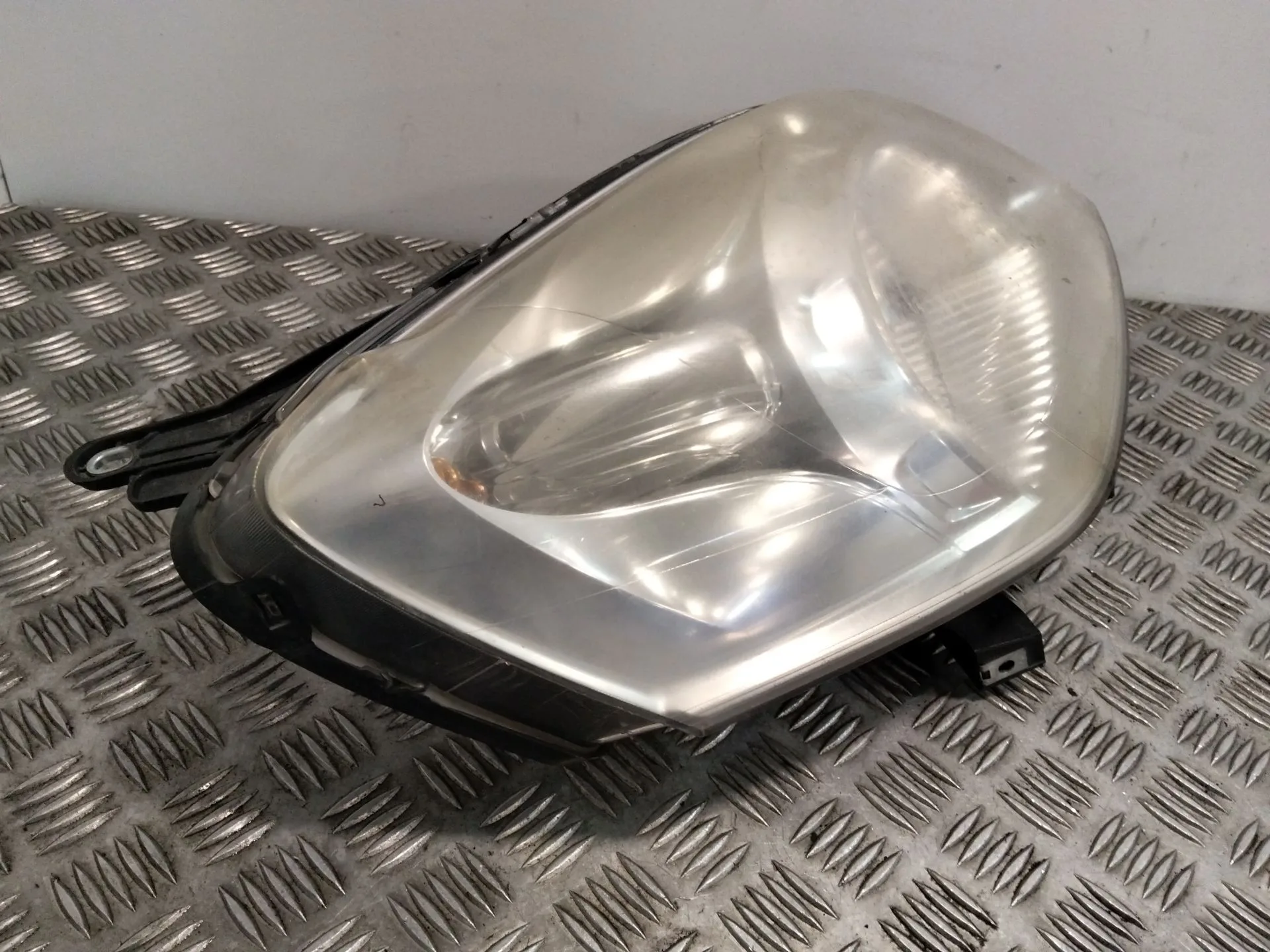 Faro Derecho para Fiat Fiorino Furgoneta/Monovolumen (225_)