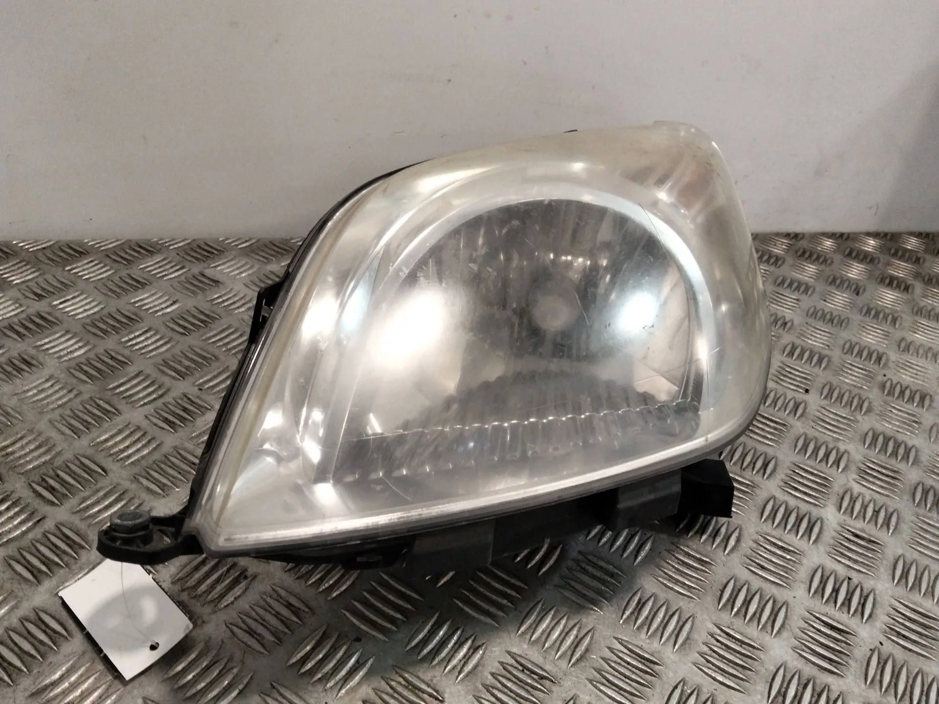 Faro Izquierdo para Fiat Fiorino Furgoneta/Monovolumen (225_)