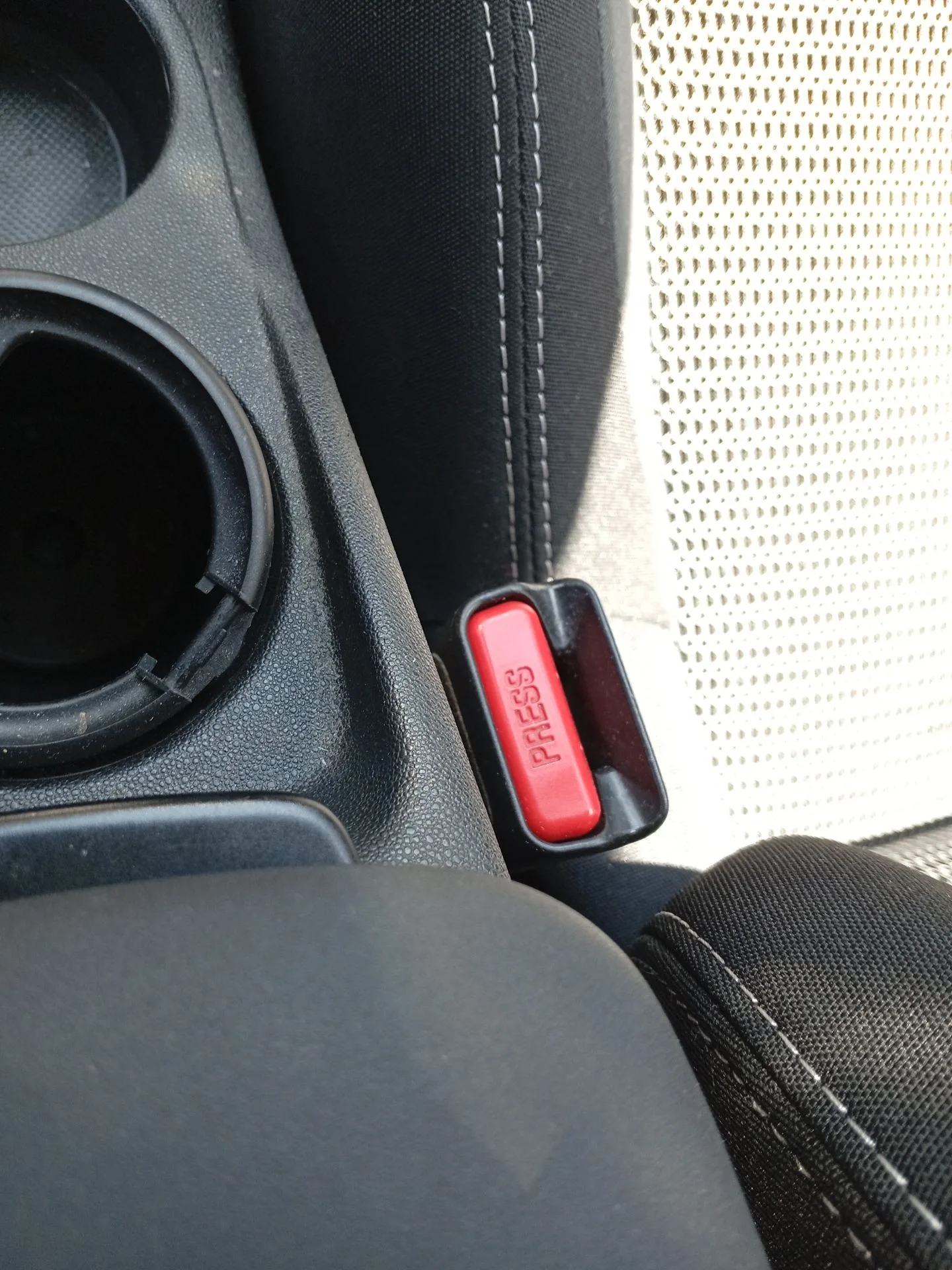 Enganche Cinturon Delantero Derecho para Citroën C4 Ii (Nc_)