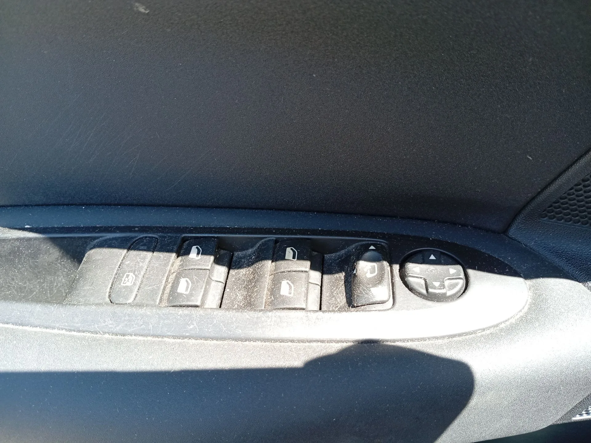 Mando Elevalunas Delantero Izquierdo para Citroën C4 Ii (Nc_)