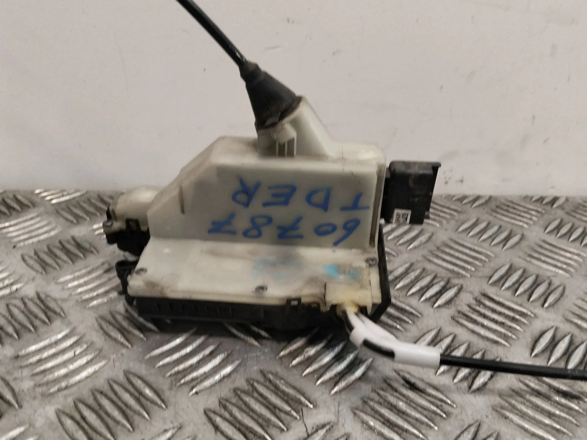 Cerradura Puerta Trasera Derecha para Peugeot 208 I (Ca_, Cc_)