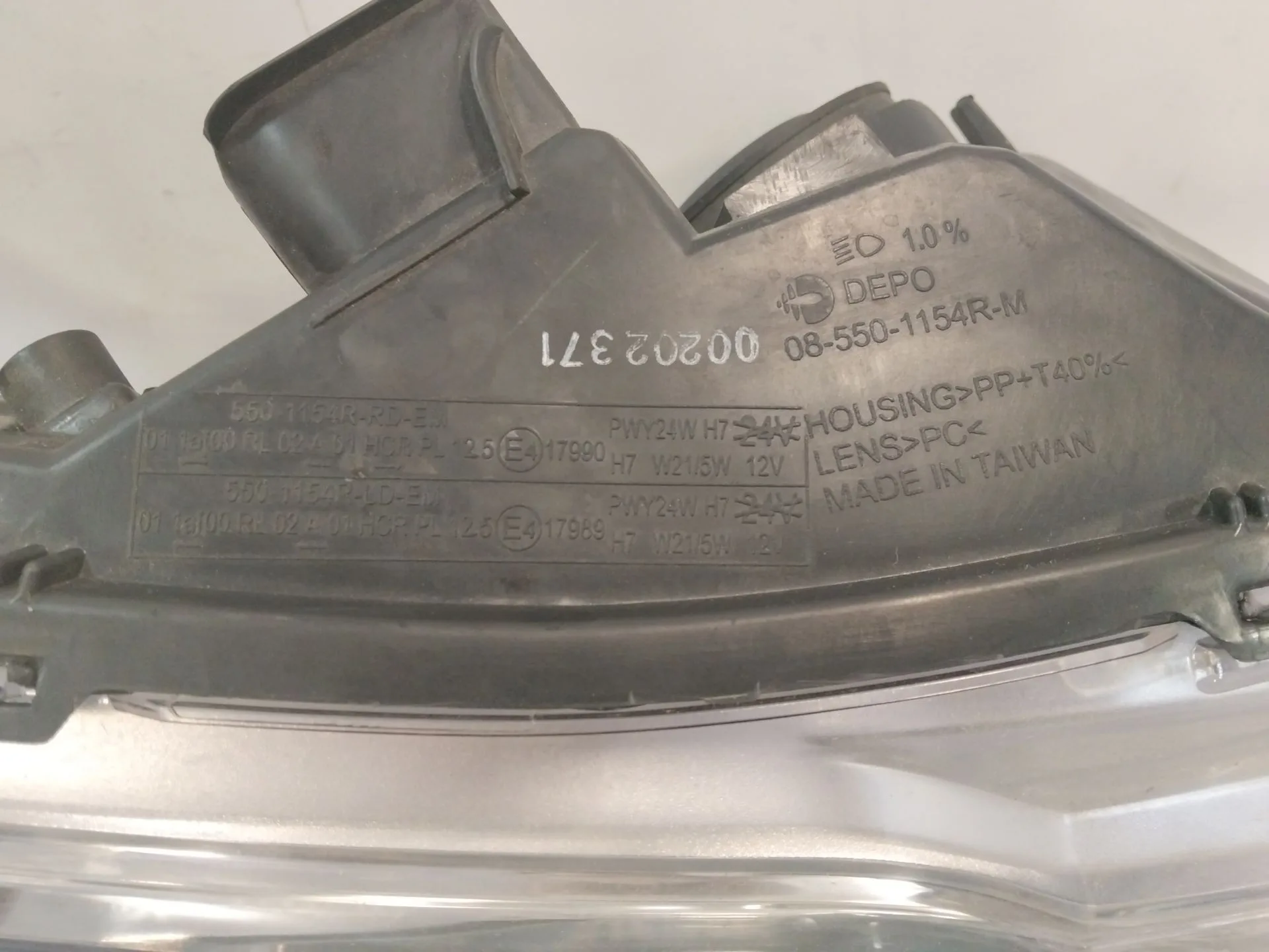 Faro Derecho para Peugeot 208 I (Ca_, Cc_)