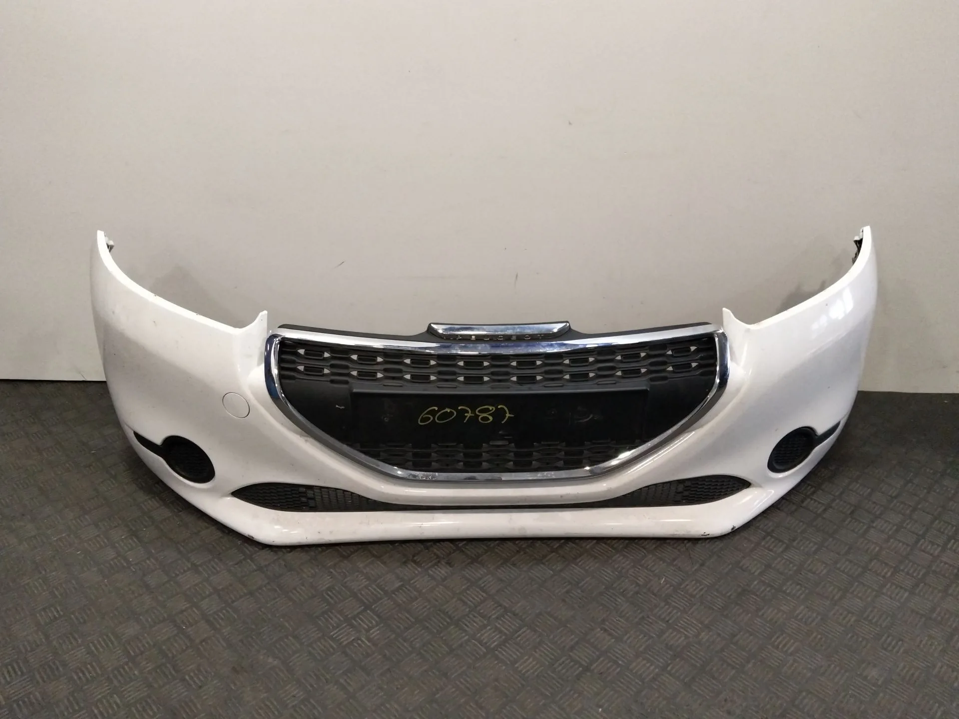 Paragolpes Delantero para Peugeot 208 I (Ca_, Cc_)