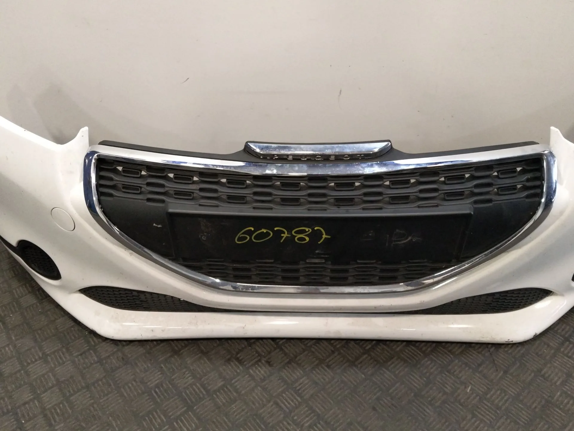 Paragolpes Delantero para Peugeot 208 I (Ca_, Cc_)