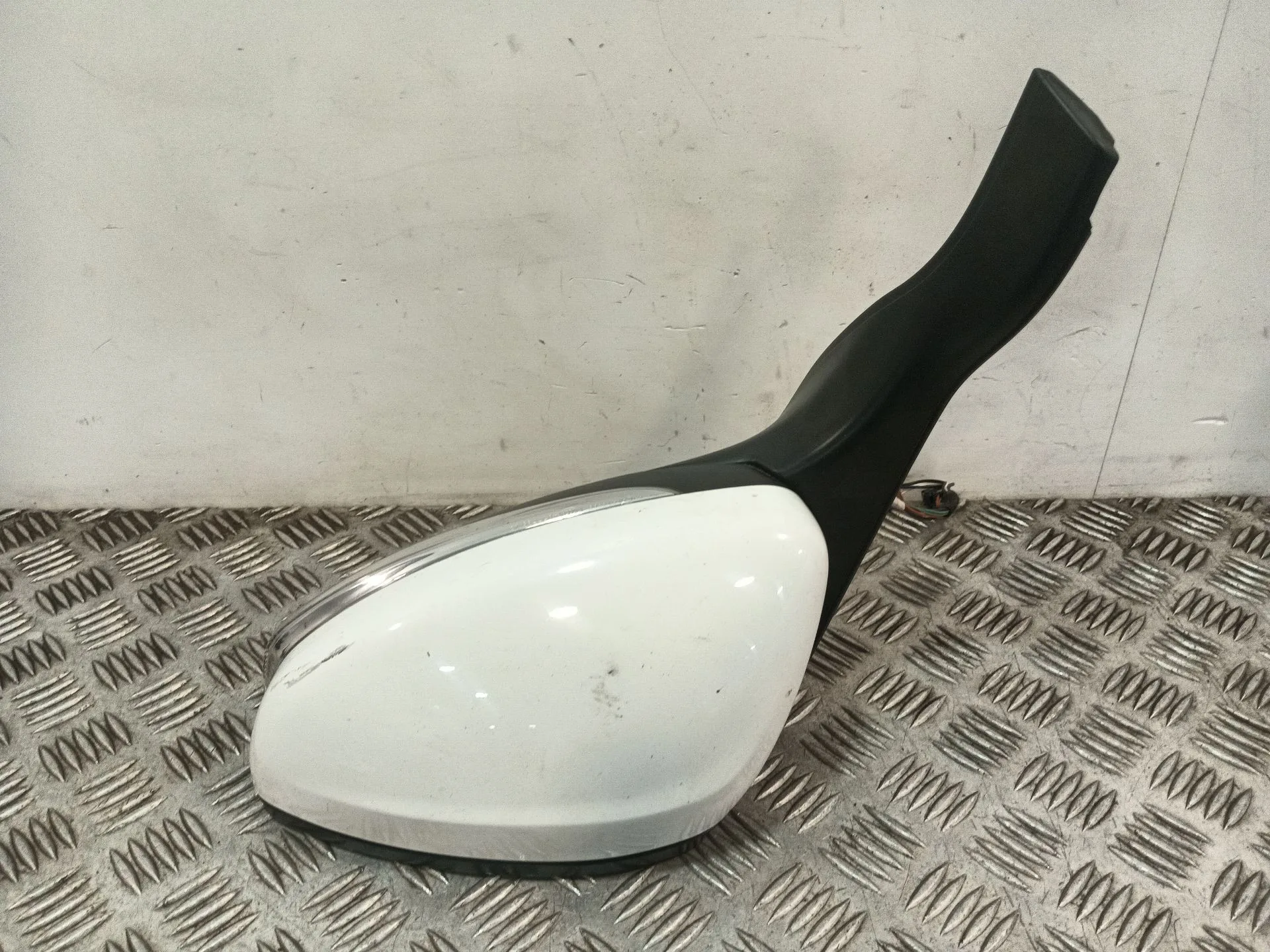Retrovisor Izquierdo para Peugeot 208 I (Ca_, Cc_)