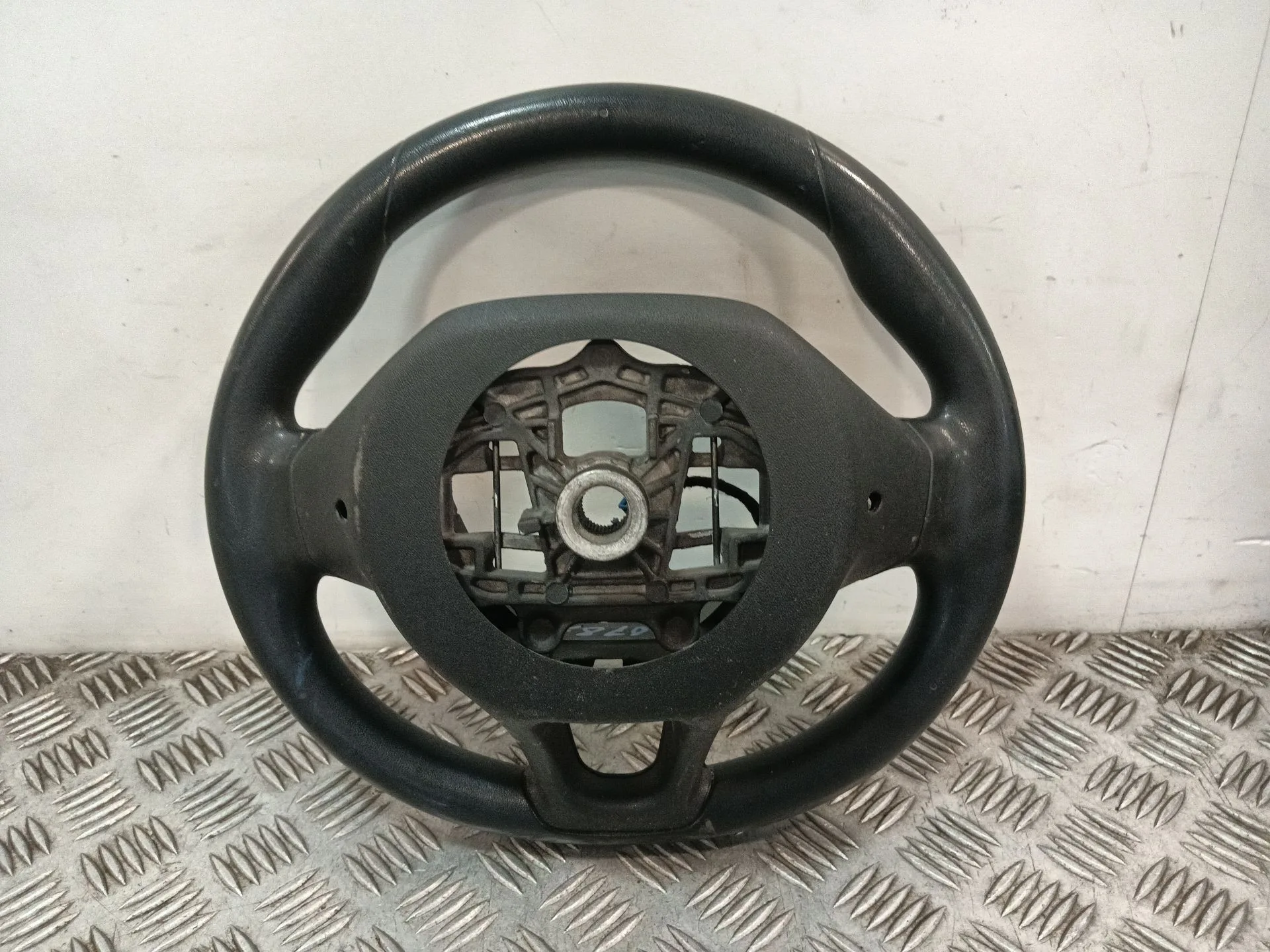 Volante para Peugeot 208 I (Ca_, Cc_)