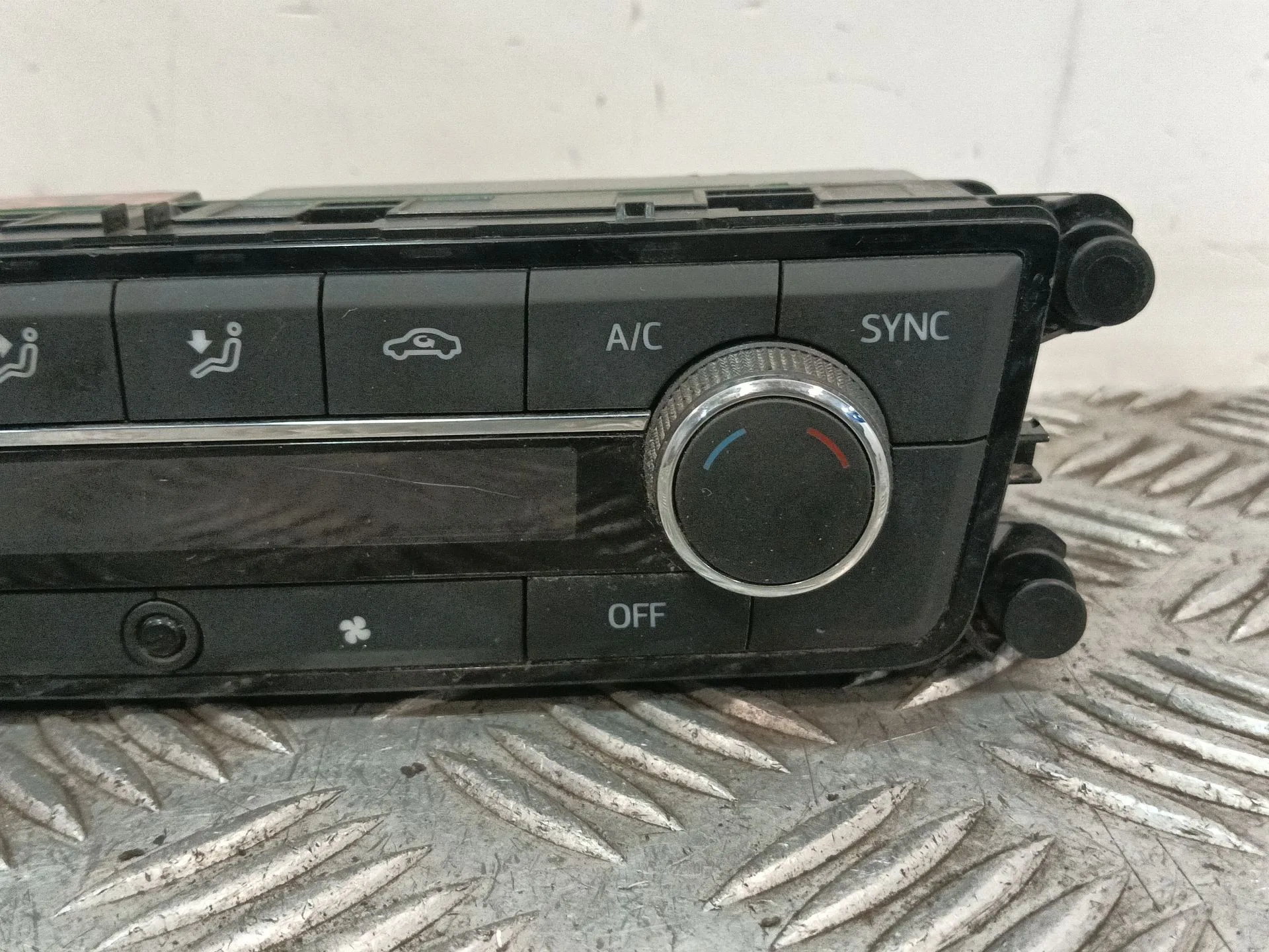 Mando Climatizador para Seat Ibiza (Kj1)