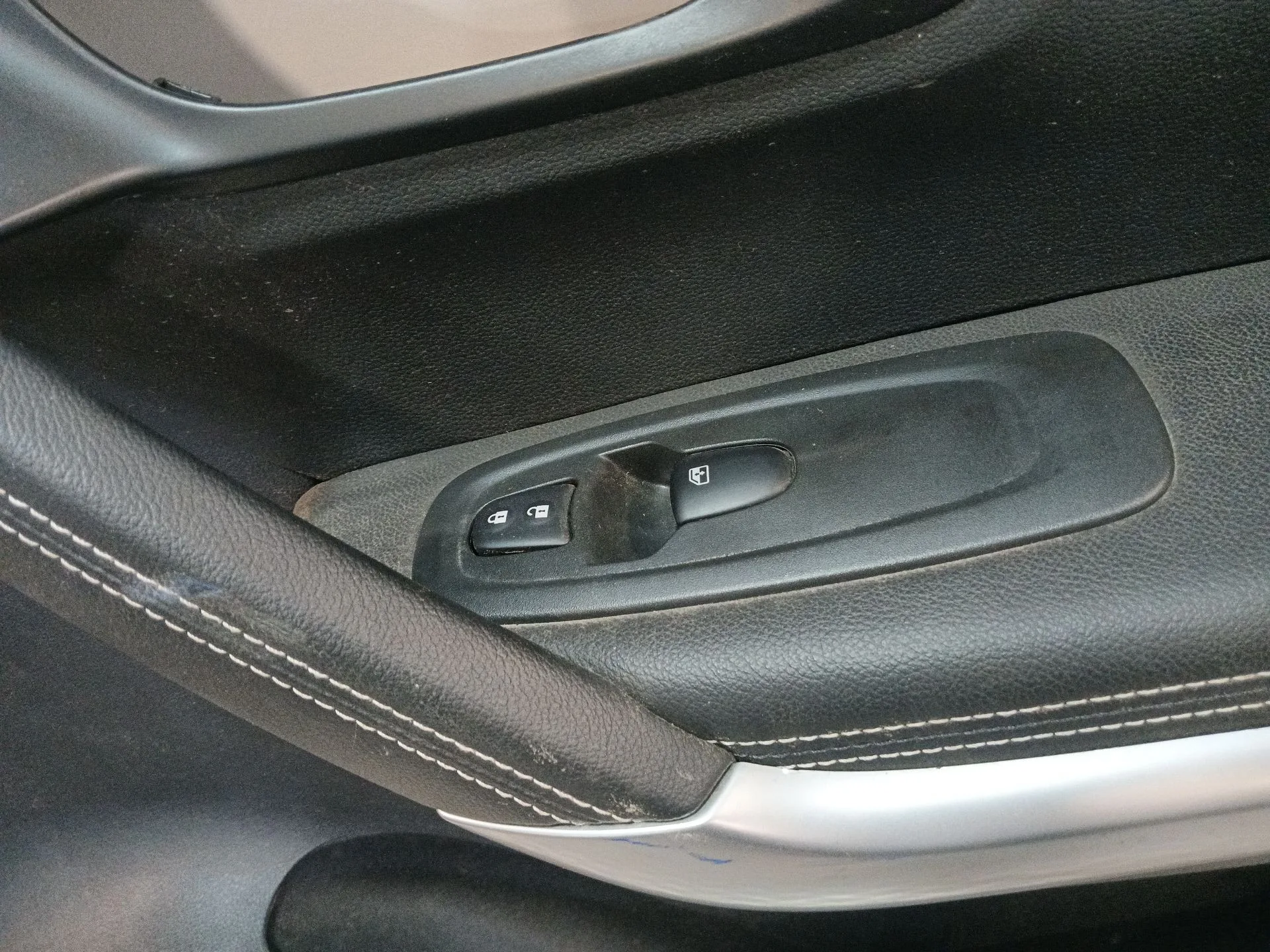 Guarnecido Puerta Delantera Derecha para Renault Kadjar (Ha_, Hl_)