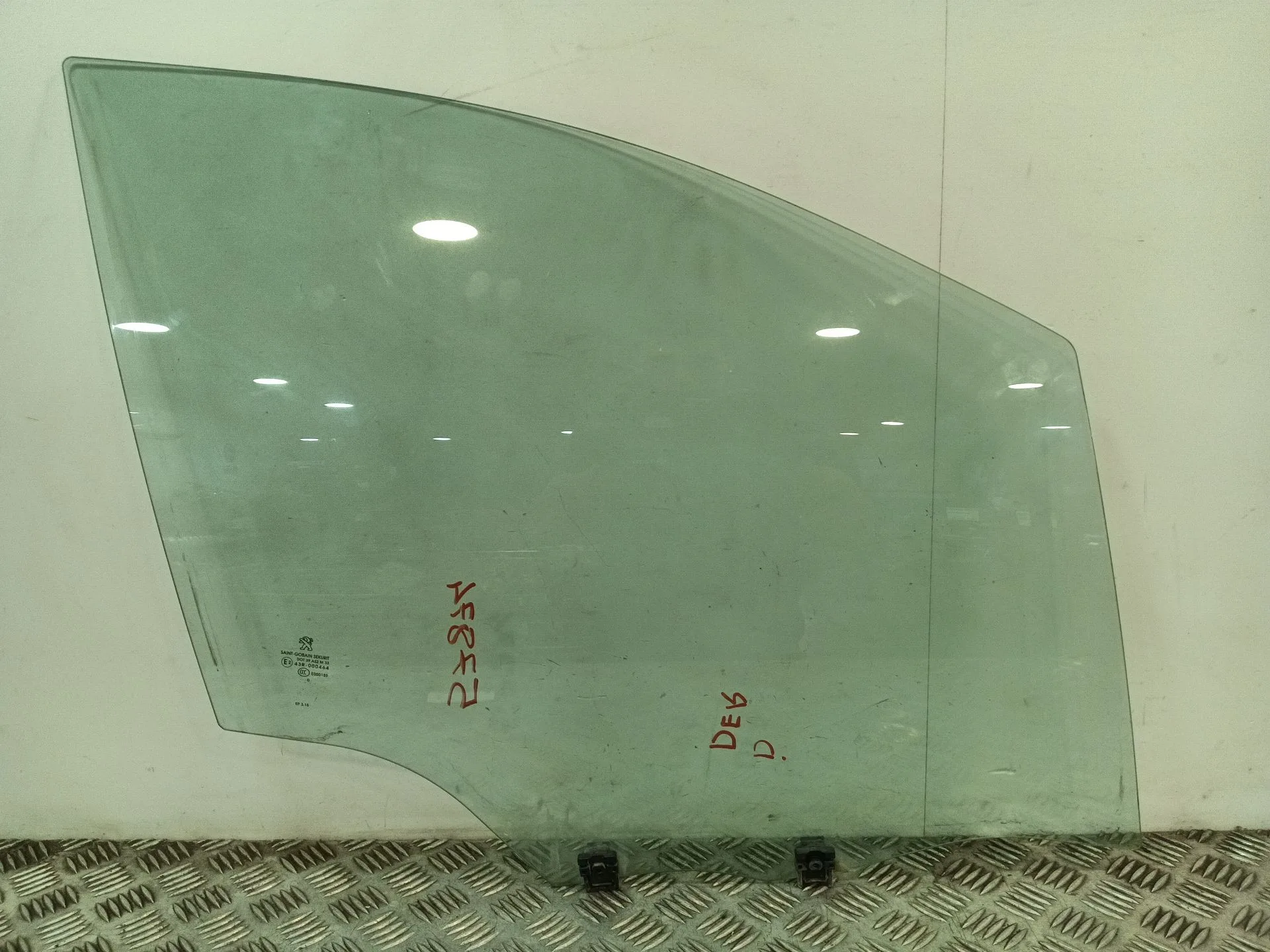 Luna Delantera Derecha para Peugeot 208