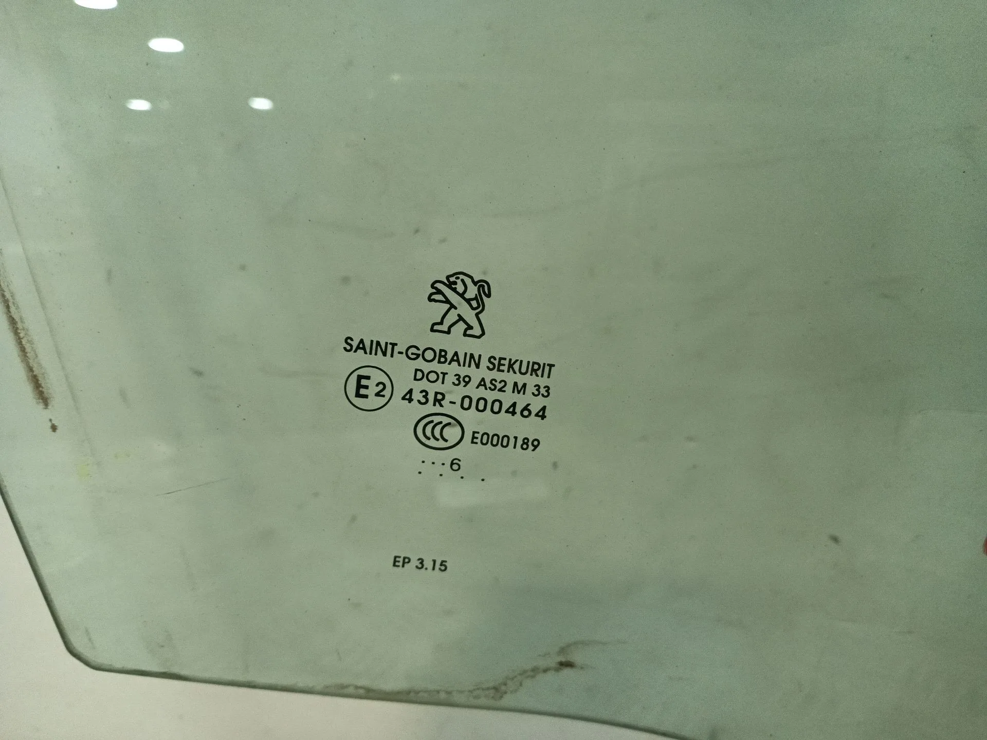 Luna Delantera Derecha para Peugeot 208