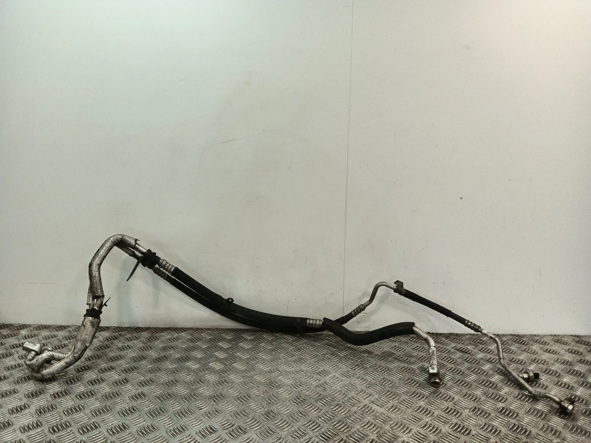 Tubos Aire Acondicionado para Ford Transit Connect (P65_, P70_, P80_)