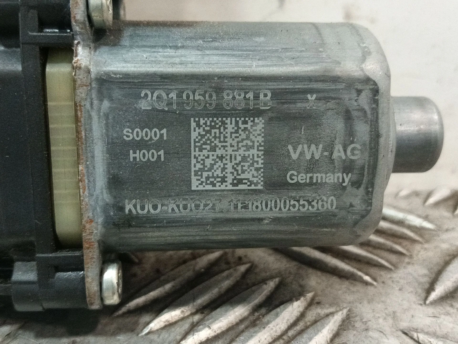 Motor Elevalunas Delantero Izquierdo para Seat Ibiza (Kj1)