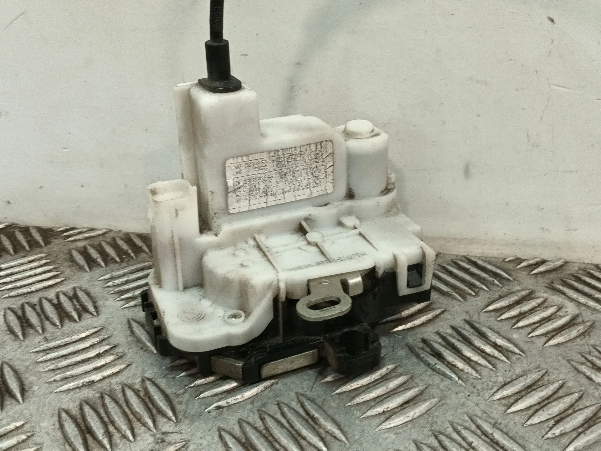 Cerradura Puerta Delantera Derecha para Fiat Nuova 500 (150)
