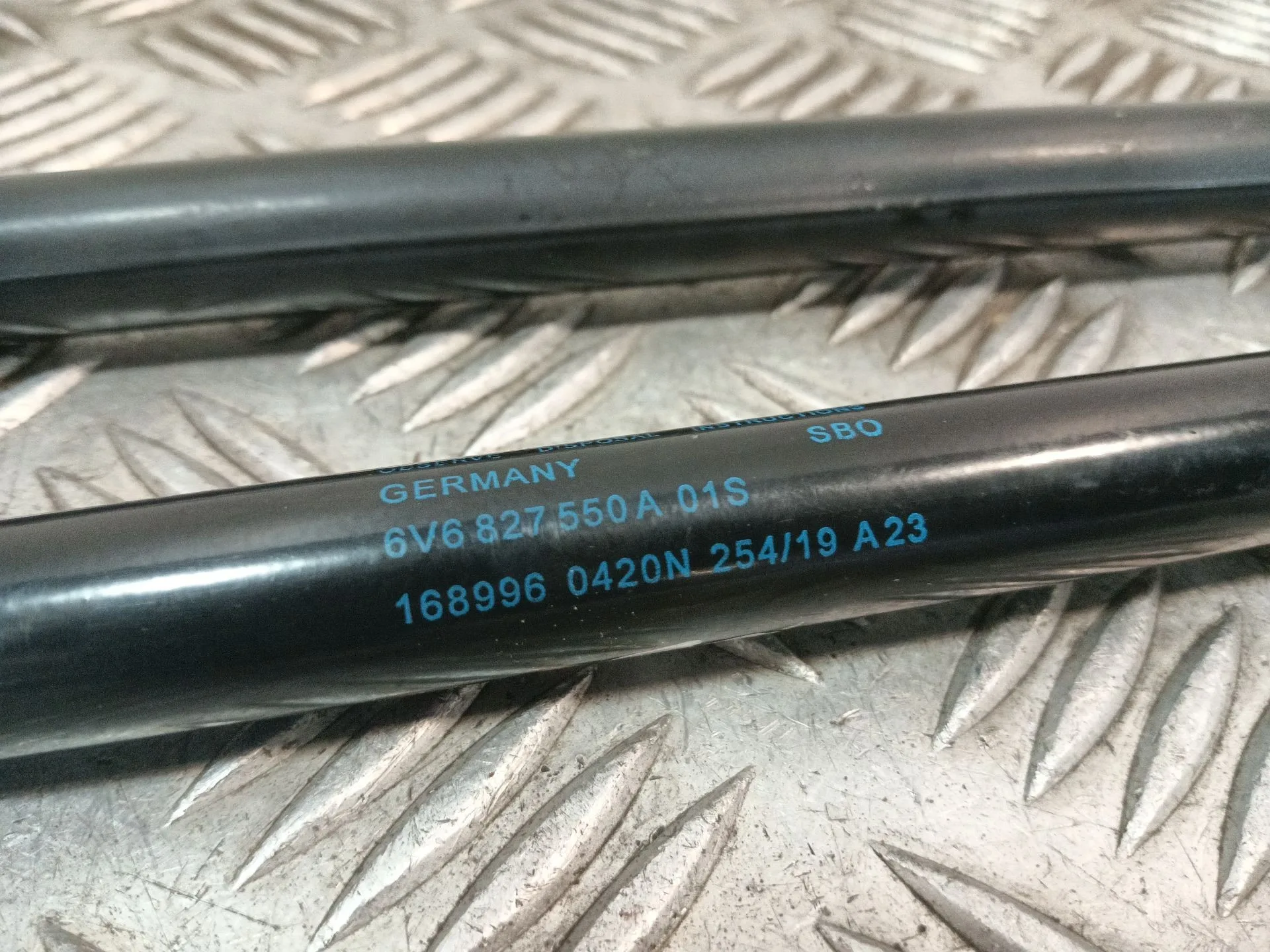 Amortiguadores Maletero / Porton para Skoda Fabia Iii (Nj3)