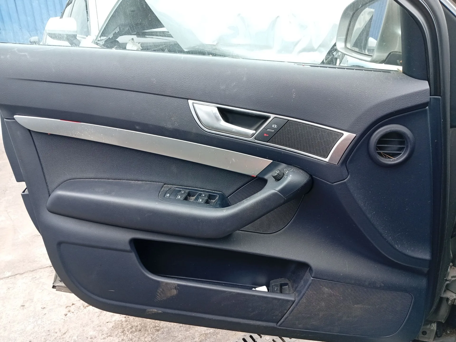 Guarnecido Puerta Delantera Izquierda para Audi A6 C6 (4F2)