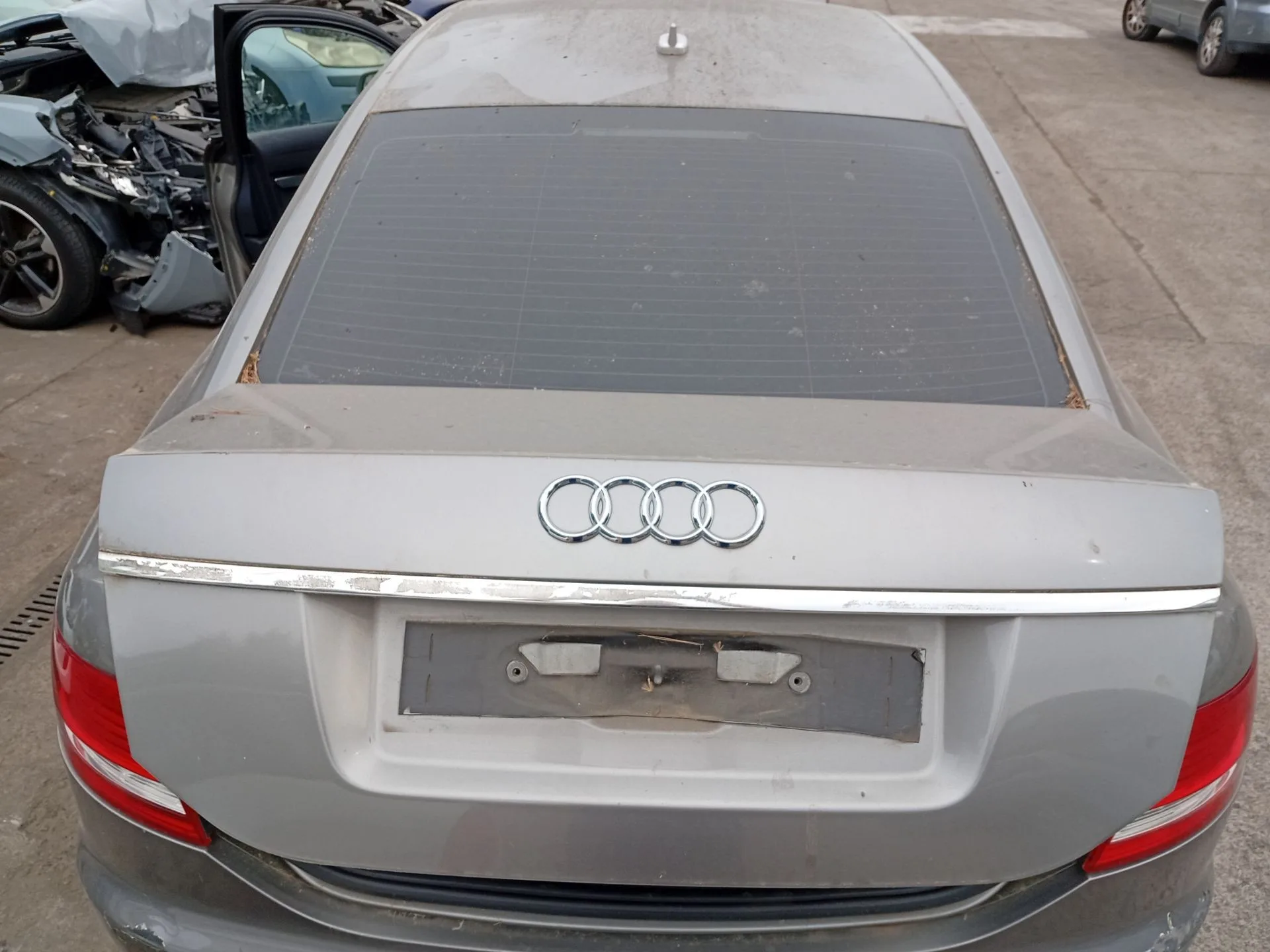 Porton Trasero para Audi A6 C6 (4F2)