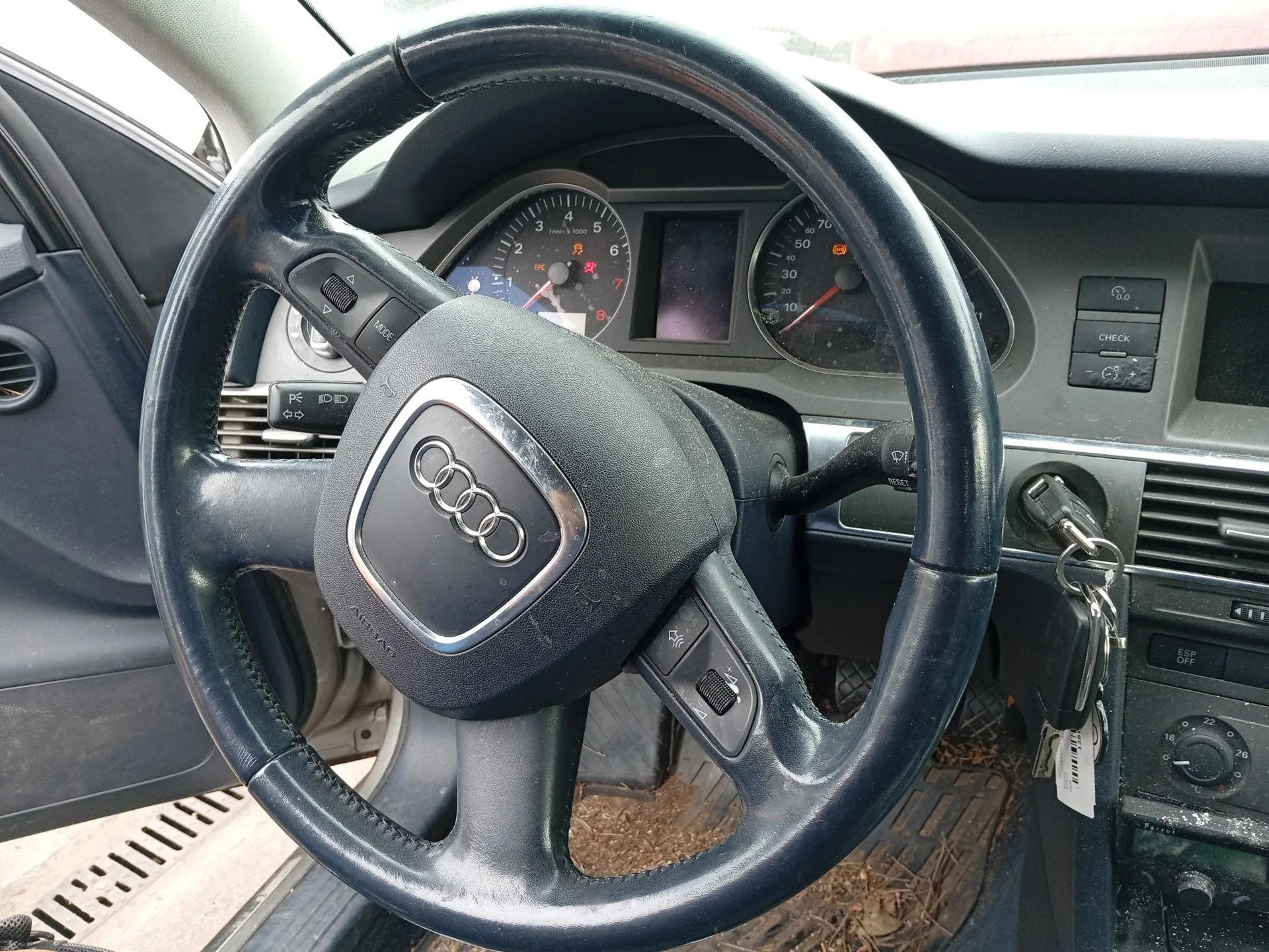 Volante para Audi A6 C6 (4F2)