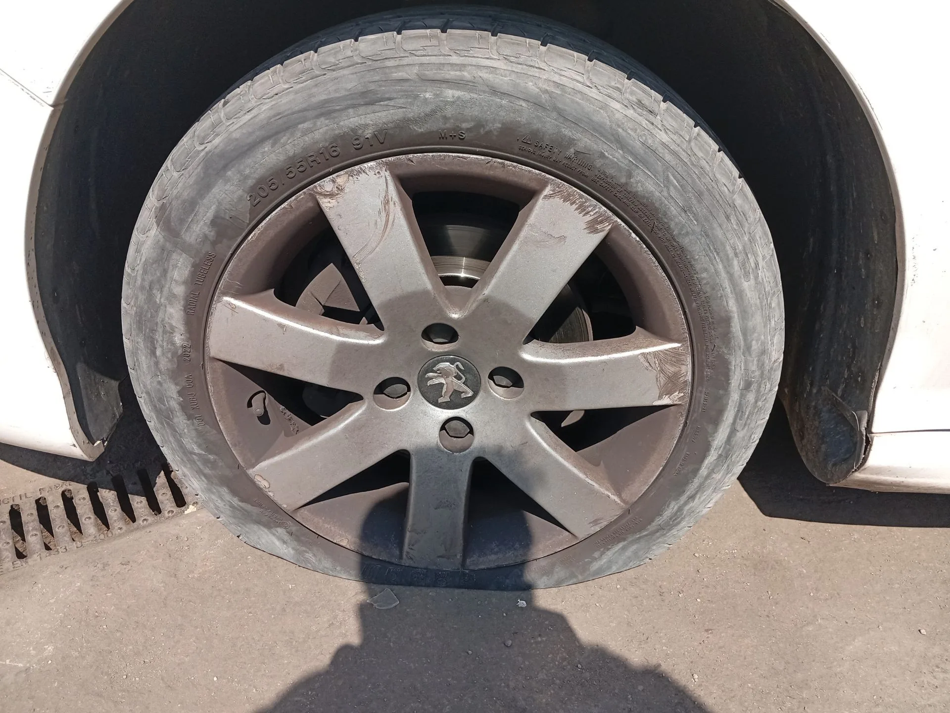 Mangueta Delantera Izquierda para Peugeot 308 Sw I (4E_, 4H_)