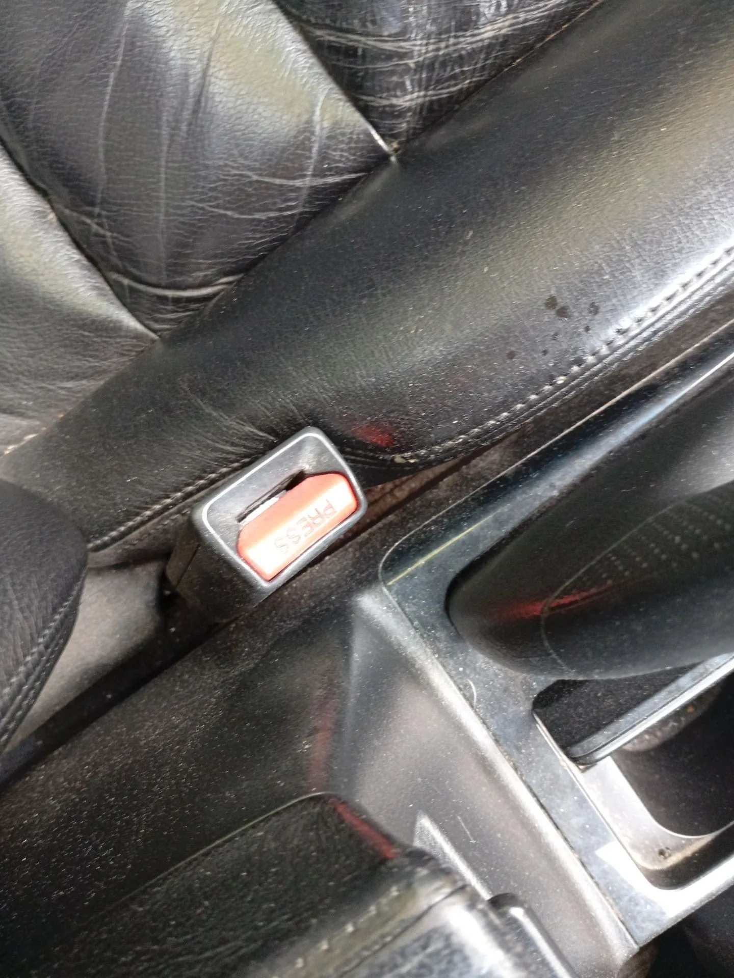 Enganche Cinturon Delantero Izquierdo para Honda Accord Vii (Cl, Cn)