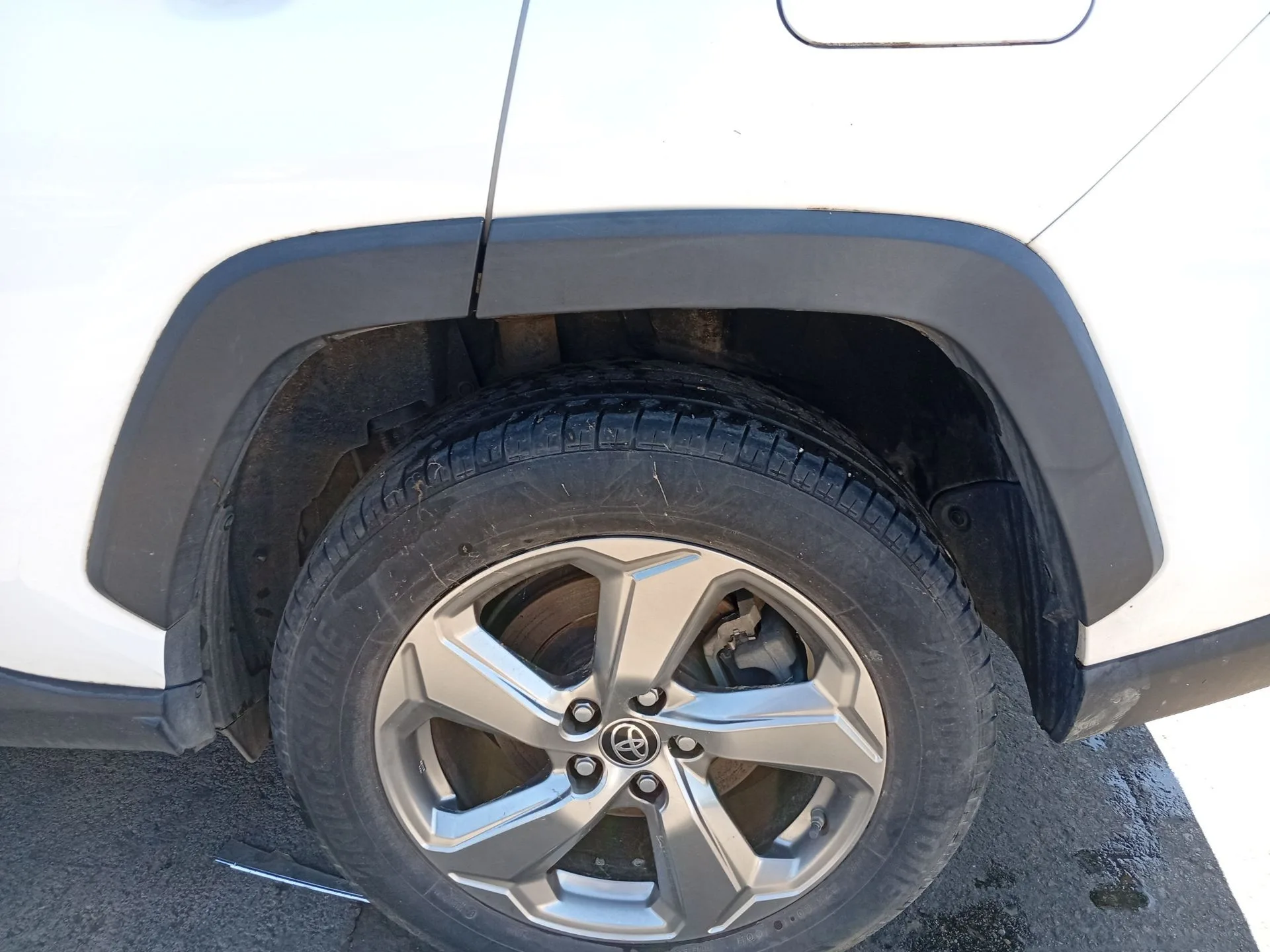 Aletin Trasero Izquierdo para Toyota Rav 4 V (_A5_, _H5_)