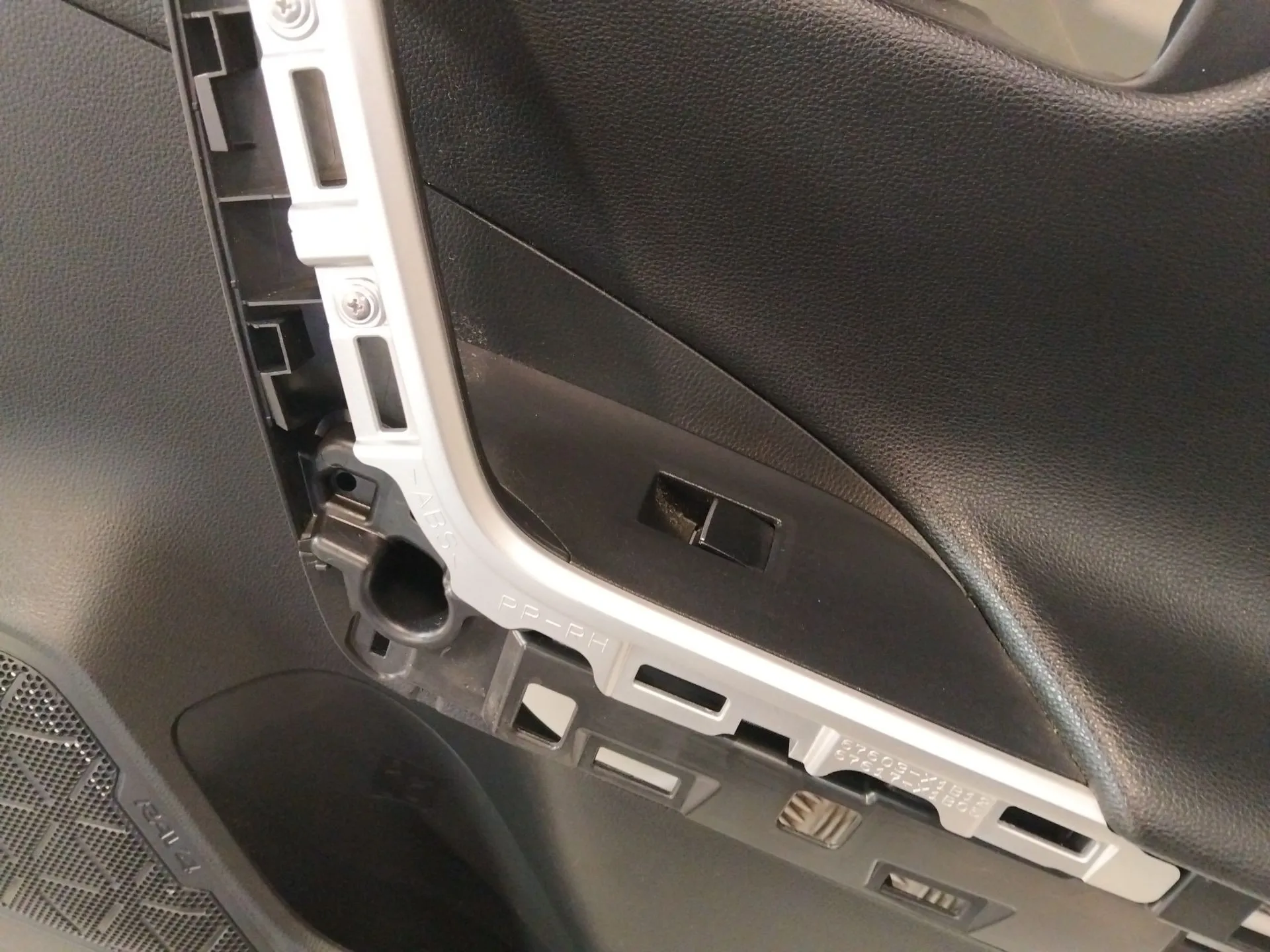 Guarnecido Puerta Trasera Derecha para Toyota Rav 4 V (_A5_, _H5_)