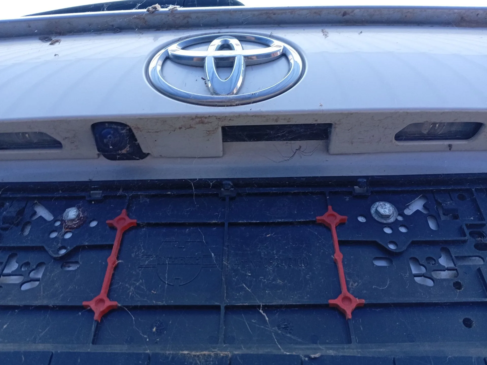 Maneta Exterior Porton para Toyota Rav 4 V (_A5_, _H5_)