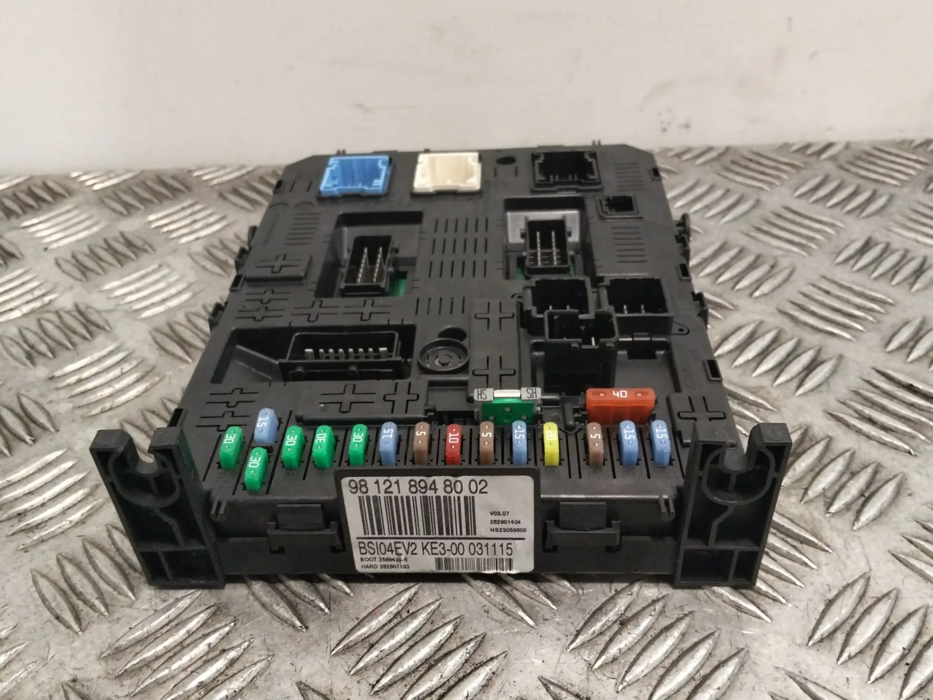 Caja Reles / Fusibles para Citroën Berlingo Multispace (B9)