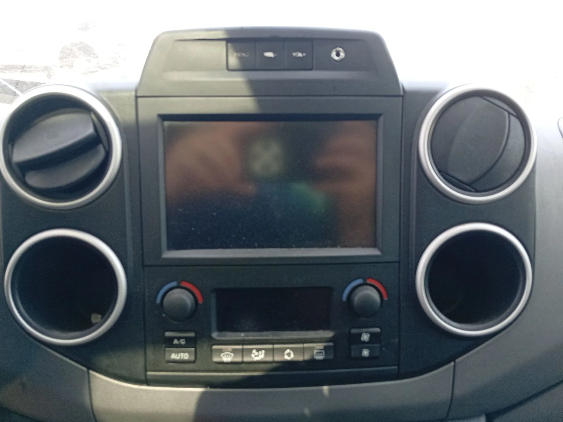 Pantalla / Mando Multifuncion para Citroën Berlingo Multispace (B9)