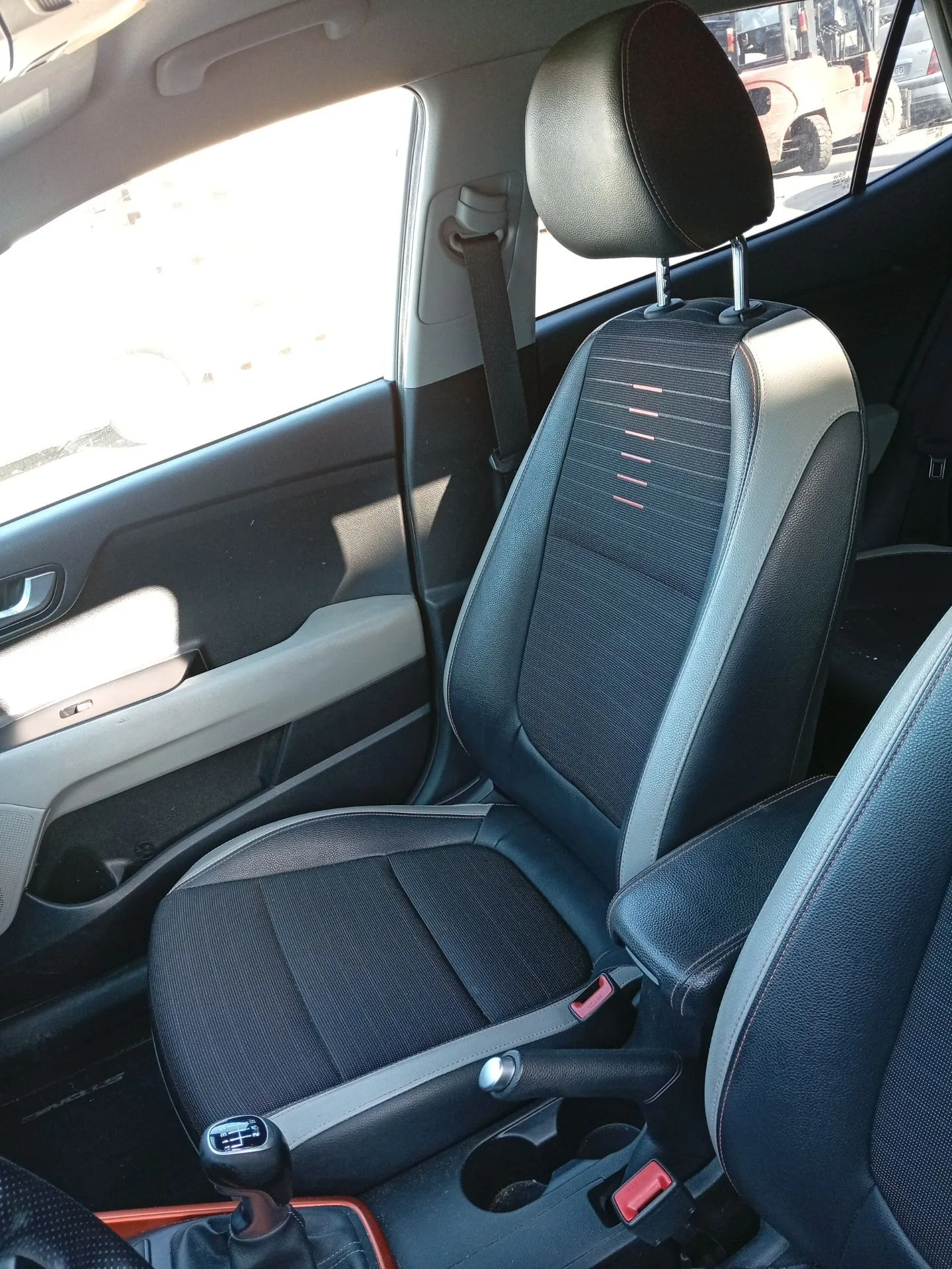 Asiento Delantero Derecho para Kia Stonic (Yb)