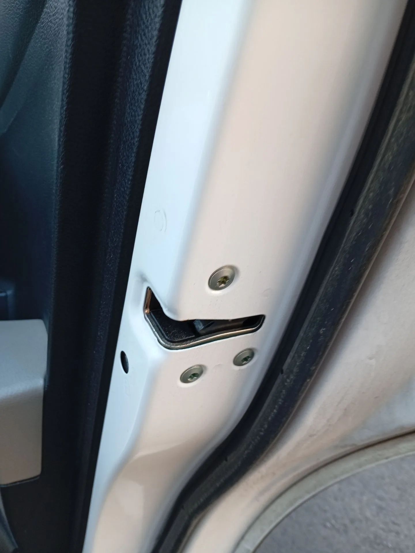 Cerradura Puerta Trasera Derecha para Kia Stonic (Yb)