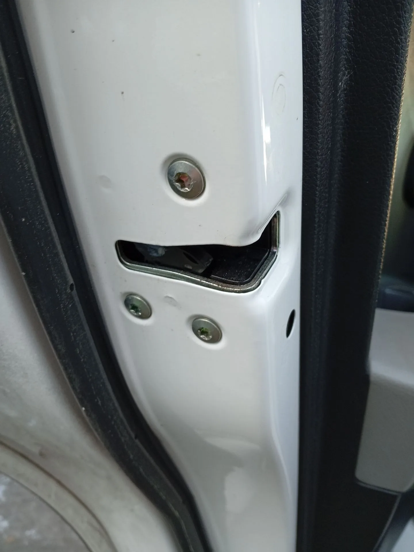 Cerradura Puerta Trasera Izquierda para Kia Stonic (Yb)