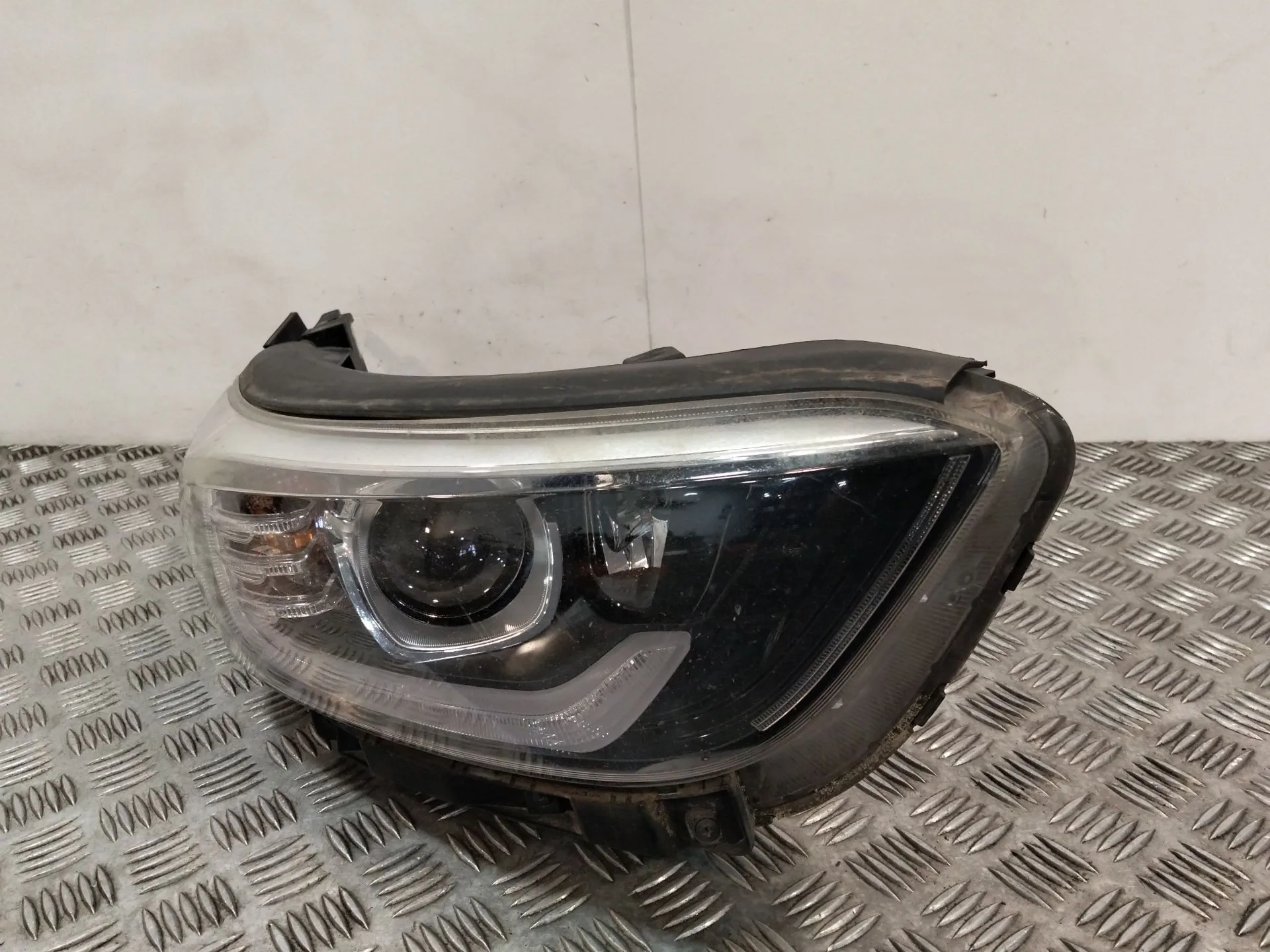 Faro Derecho para Kia Stonic (Yb)