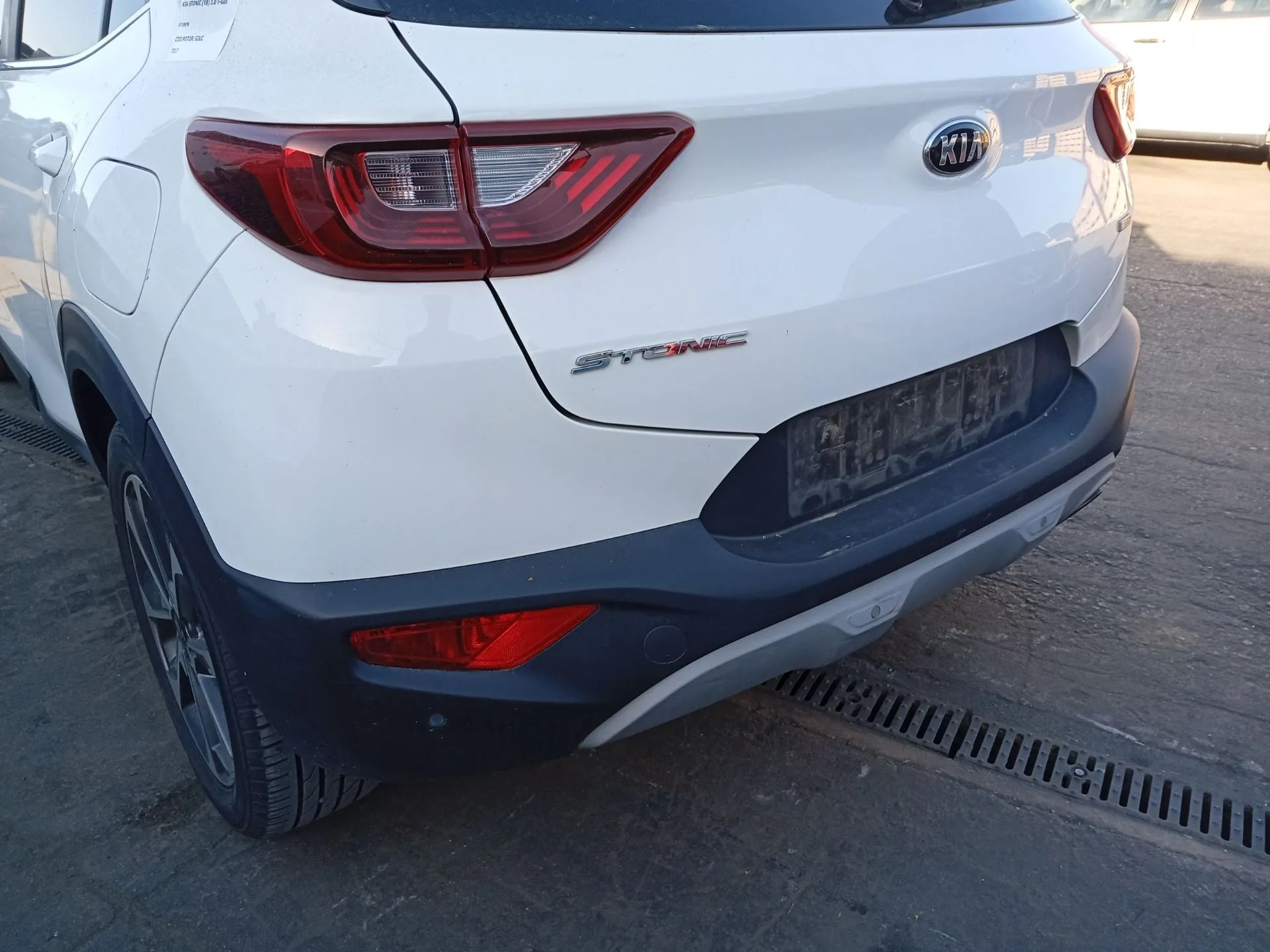 Paragolpes Trasero para Kia Stonic (Yb)