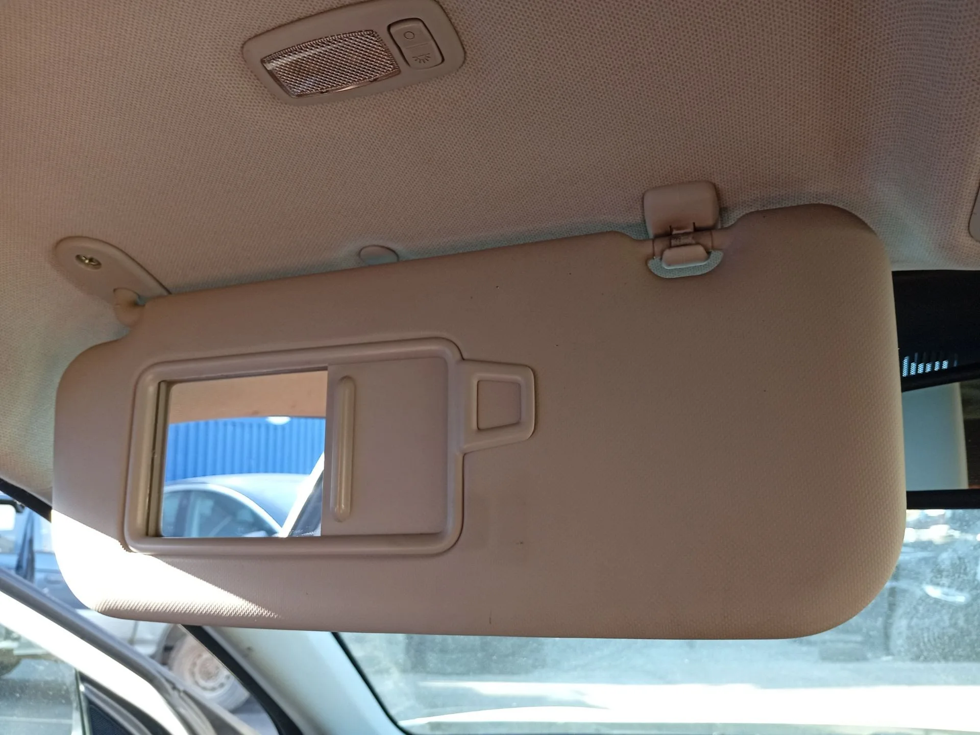 Parasol Izquierdo para Kia Stonic (Yb)