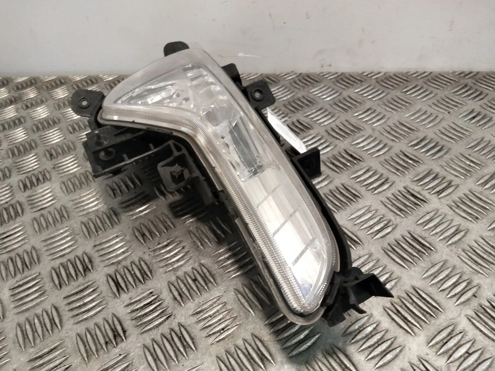 Faro Antiniebla Derecho para Kia Sportage Iii (Sl)