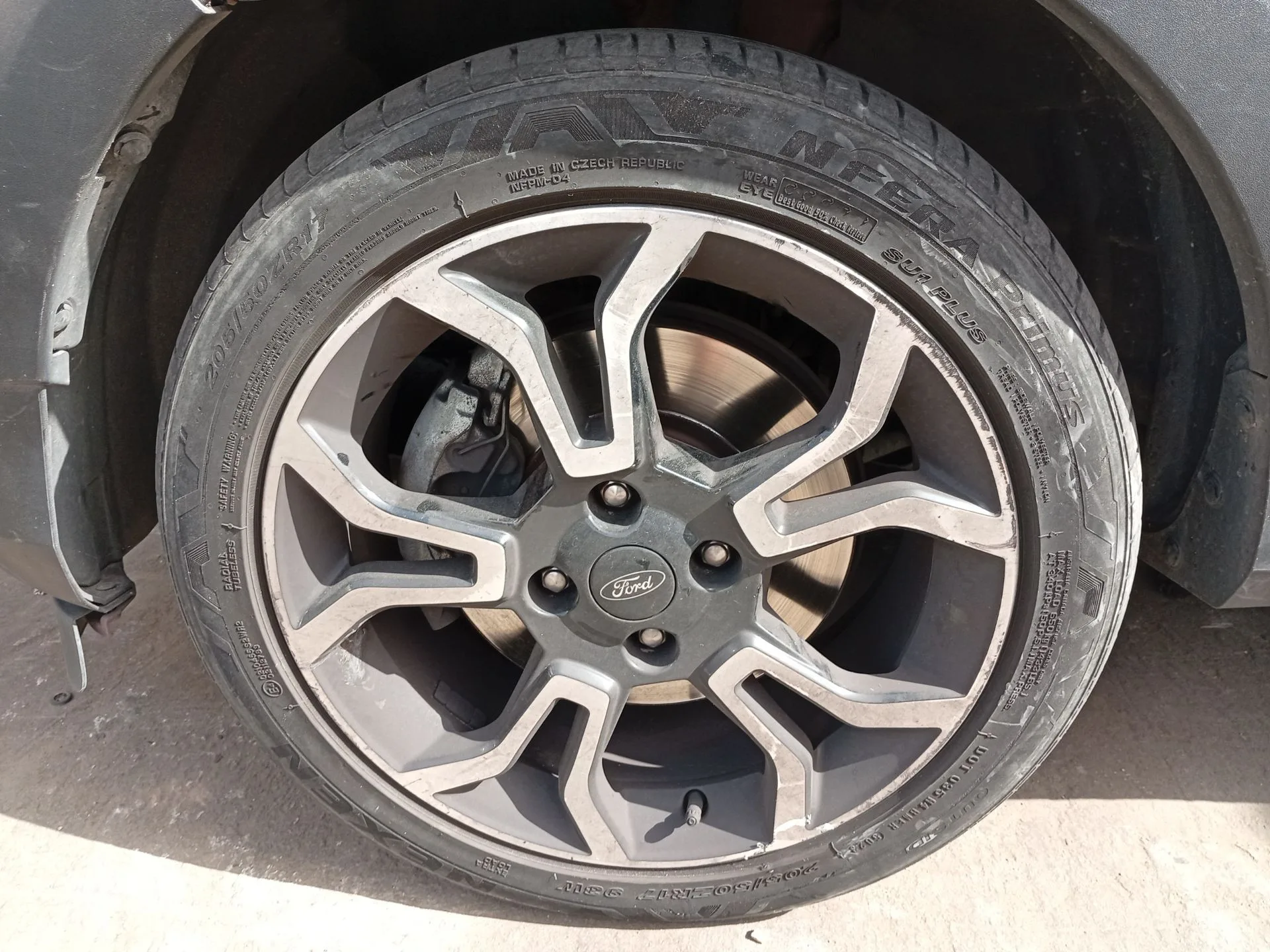 Mangueta Delantera Izquierda para Ford Ecosport