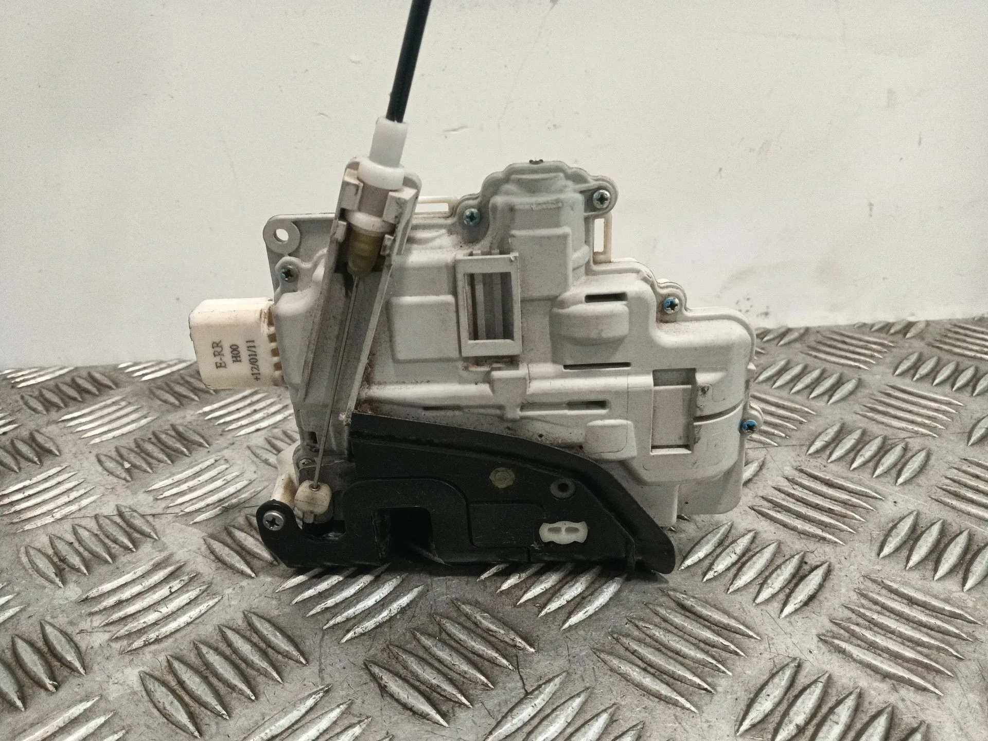 Cerradura Puerta Delantera Derecha para Seat Exeo St (3R5)(2009>)