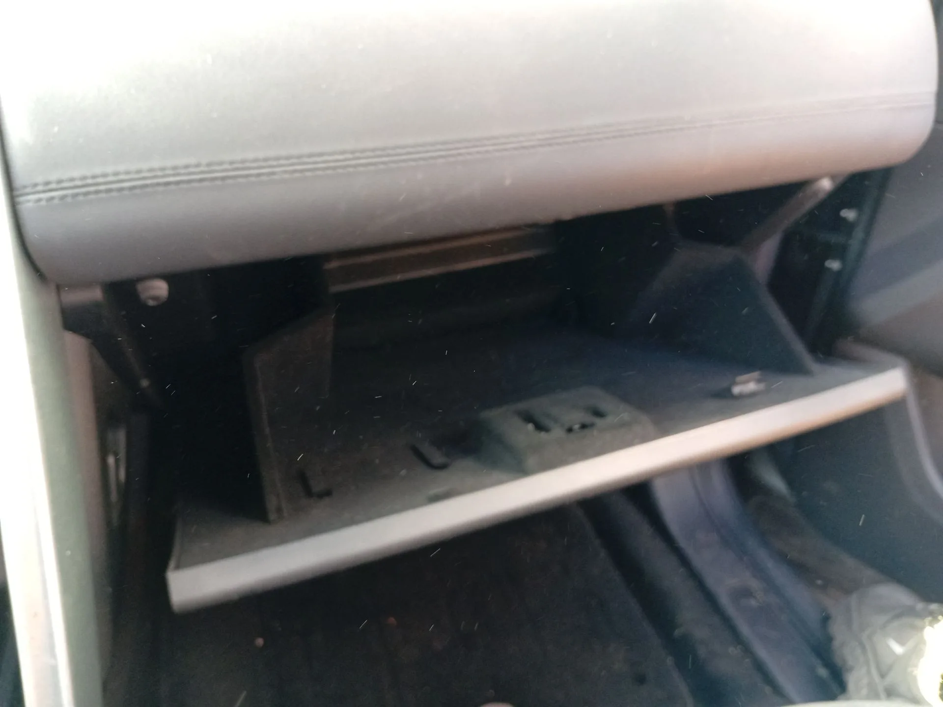 Guantera para Land Rover Discovery Sport (L550)