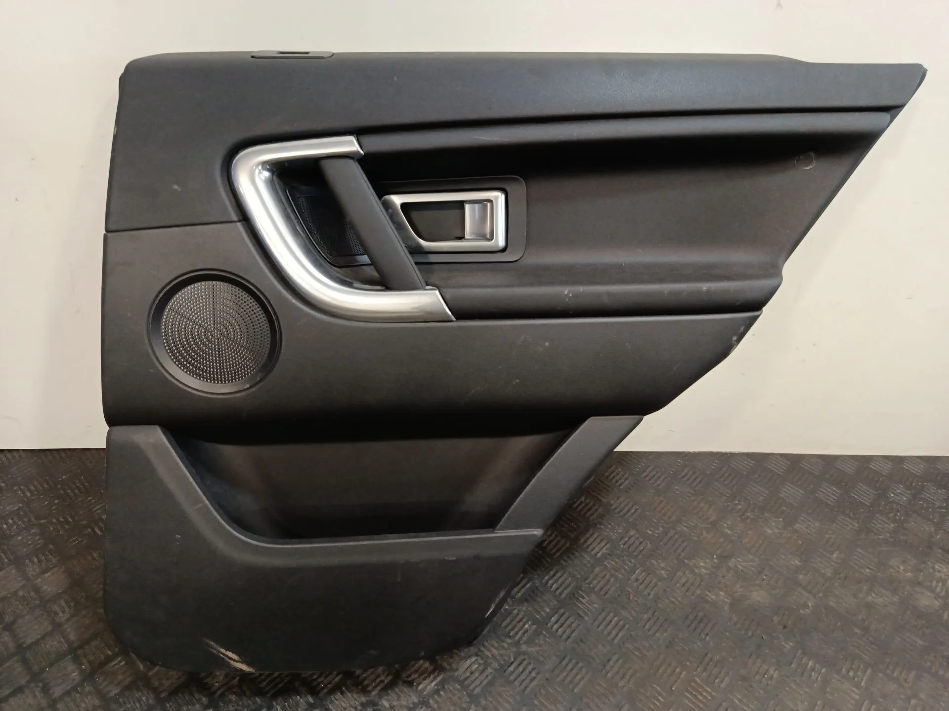Guarnecido Puerta Trasera Derecha para Land Rover Discovery Sport (L550)