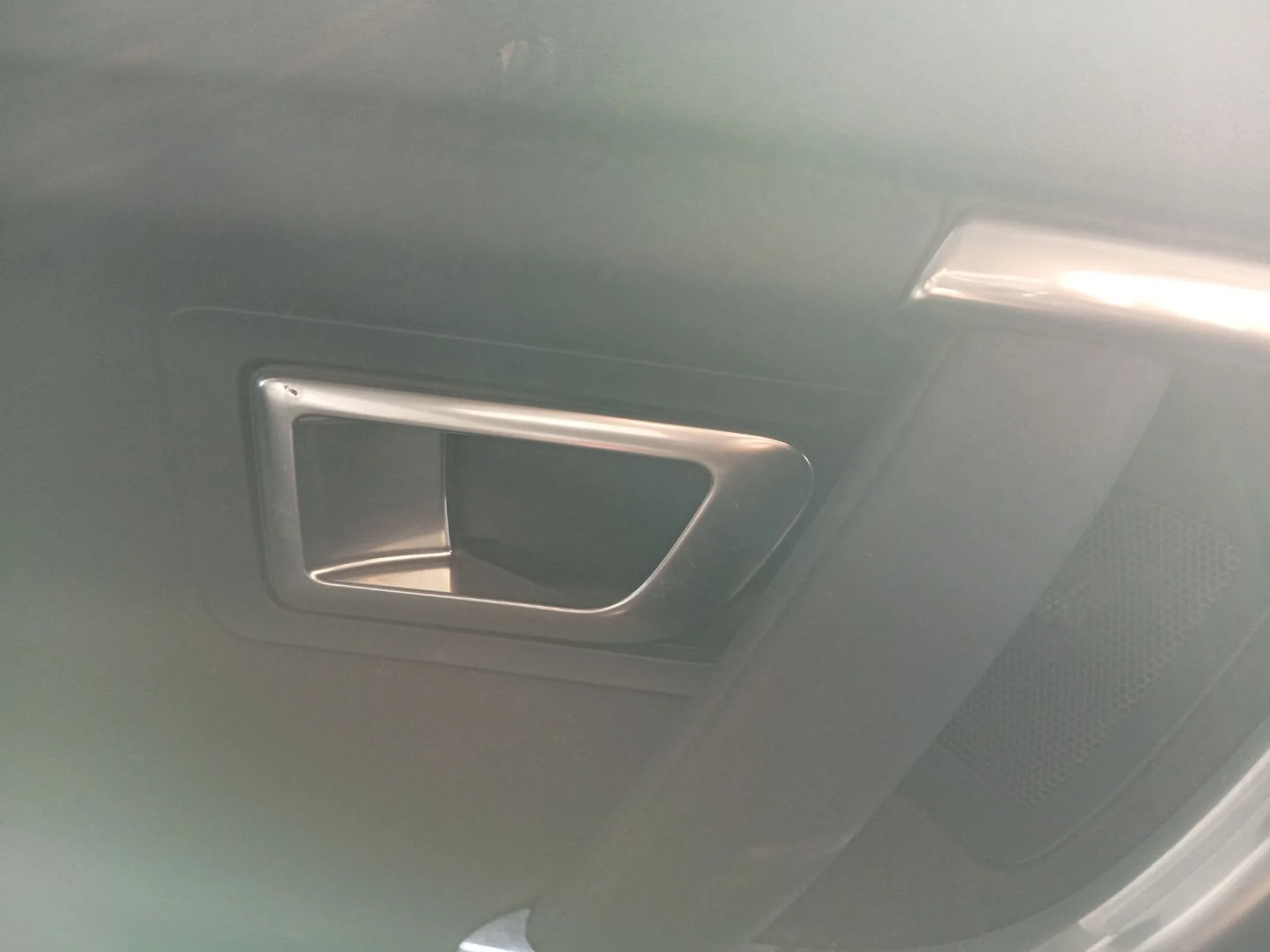 Maneta Interior Trasera Izquierda para Land Rover Discovery Sport (L550)